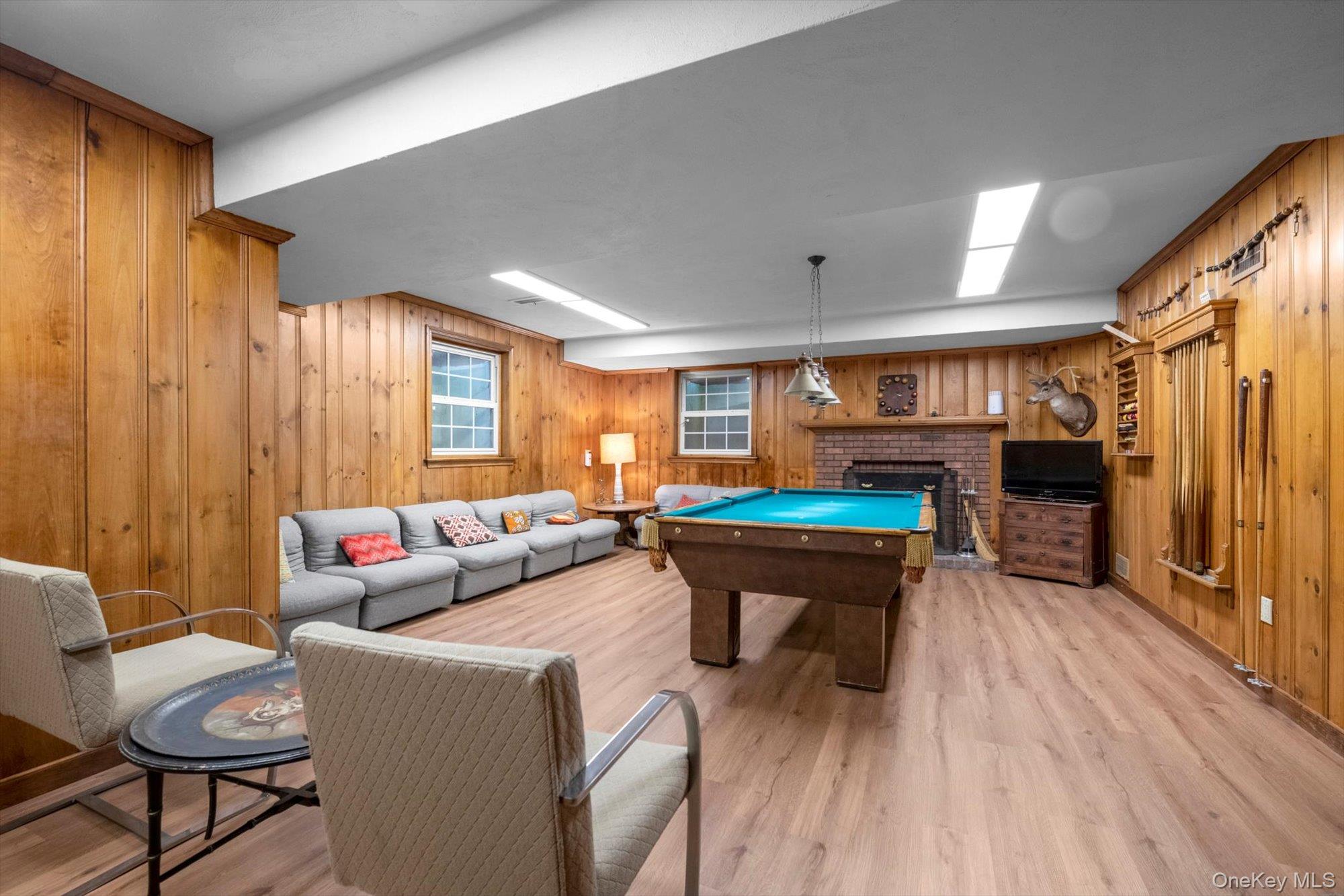 111 Clent Road, Great Neck, NY 11021