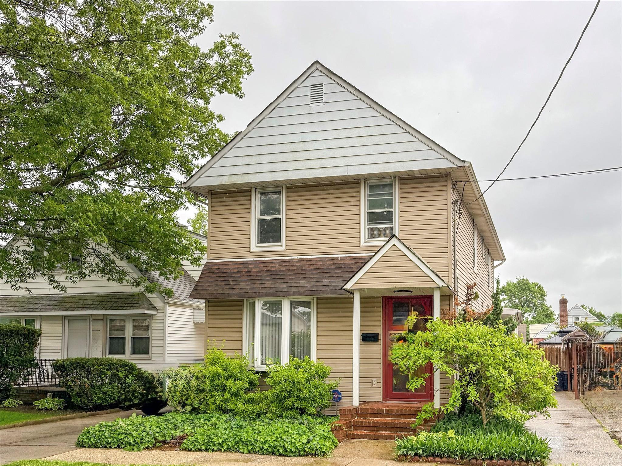 Valley Stream, NY 11580