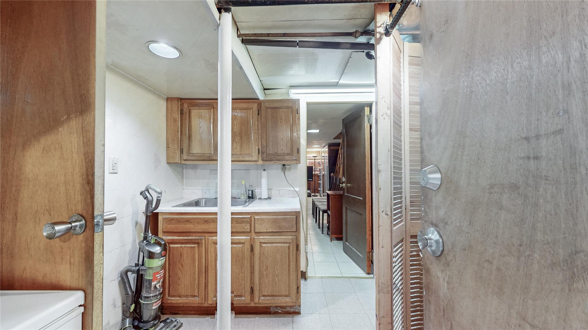 68-37 Kessel Street, Forest Hills, NY 11375