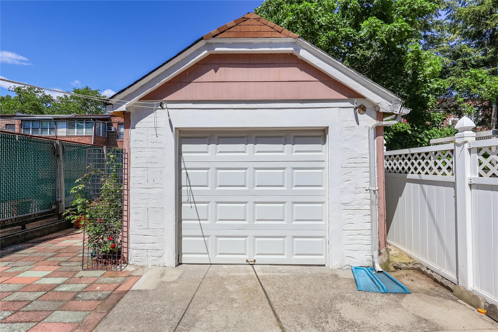 68-37 Kessel Street, Forest Hills, NY 11375