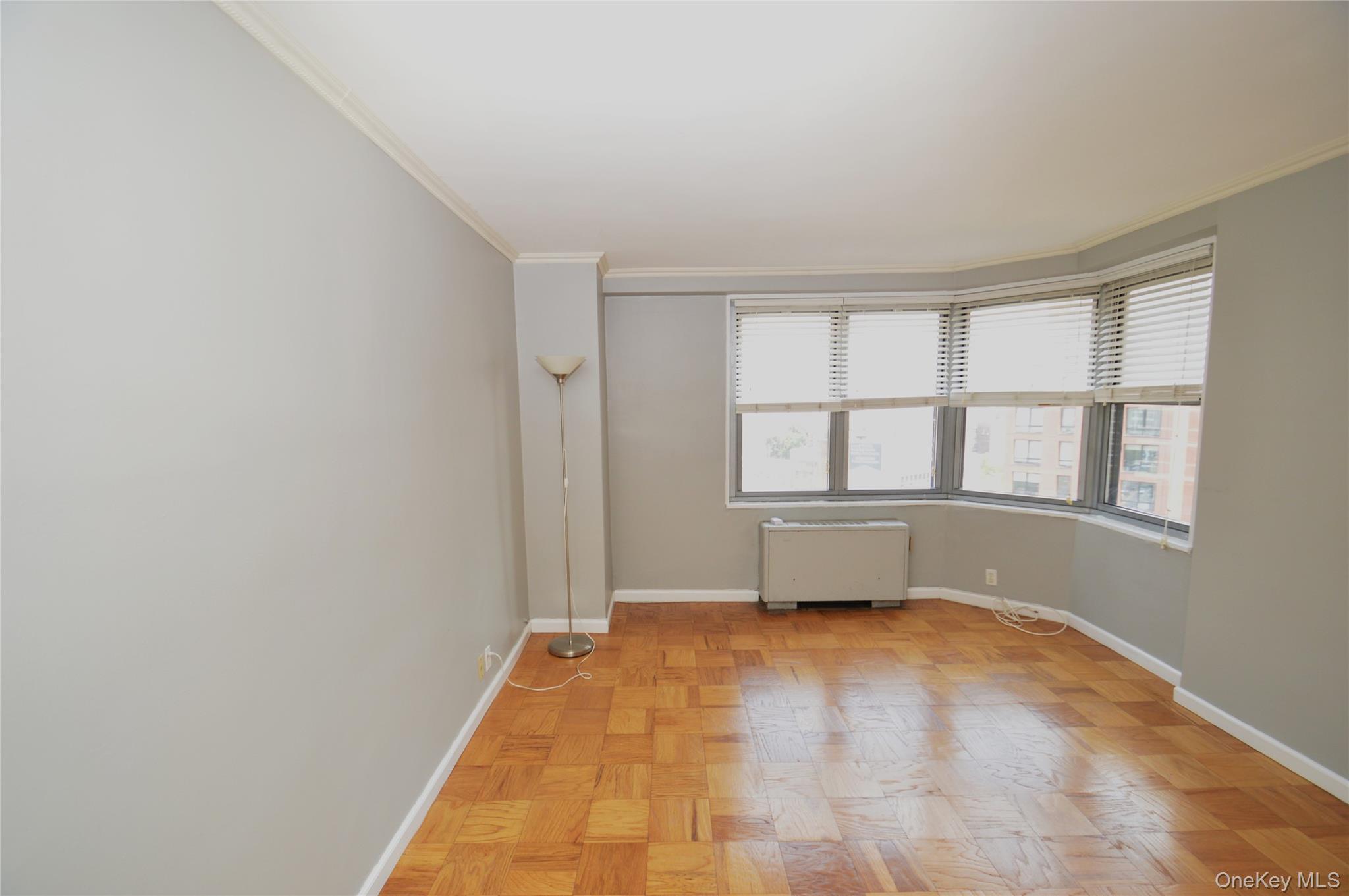 70-25 Yellowstone Boulevard # 10Z, Forest Hills, NY 11375