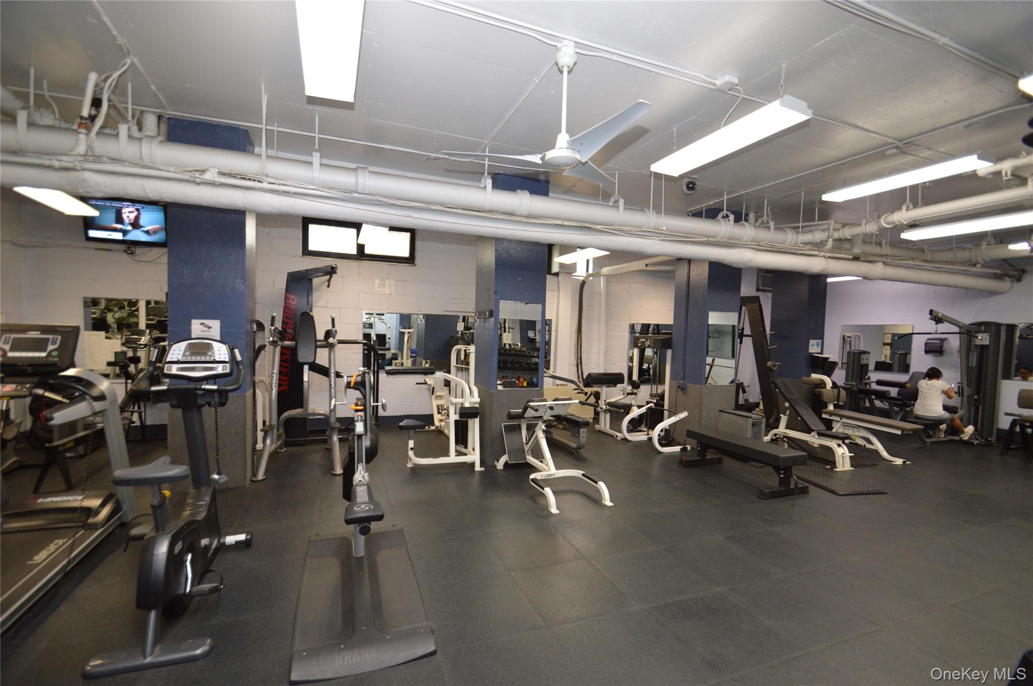 70-25 Yellowstone Boulevard # 10Z, Forest Hills, NY 11375