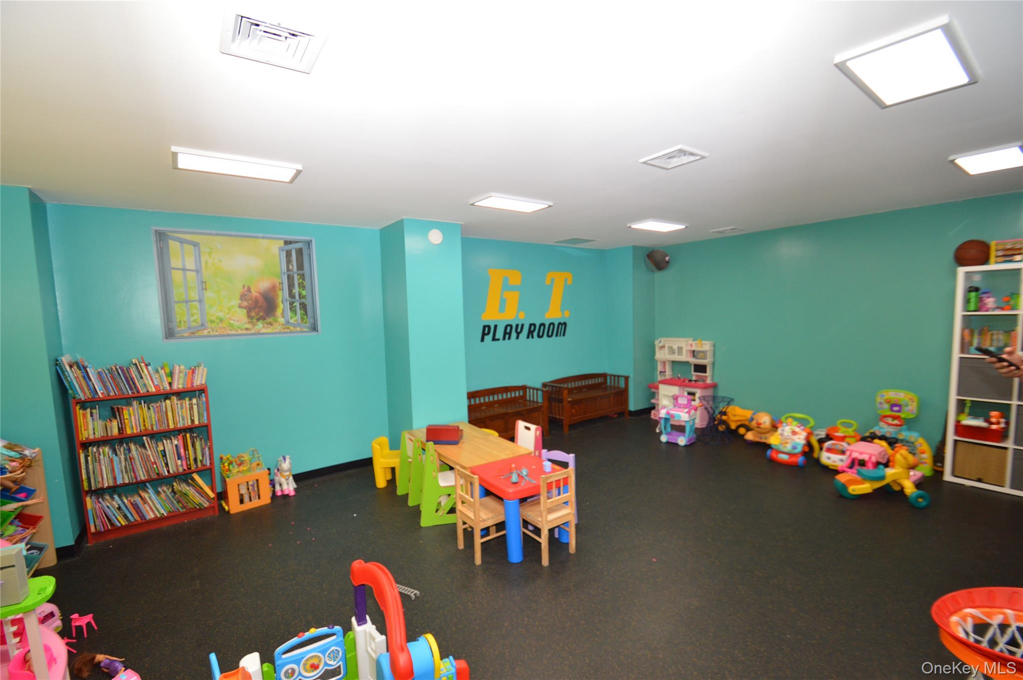 70-25 Yellowstone Boulevard # 10Z, Forest Hills, NY 11375