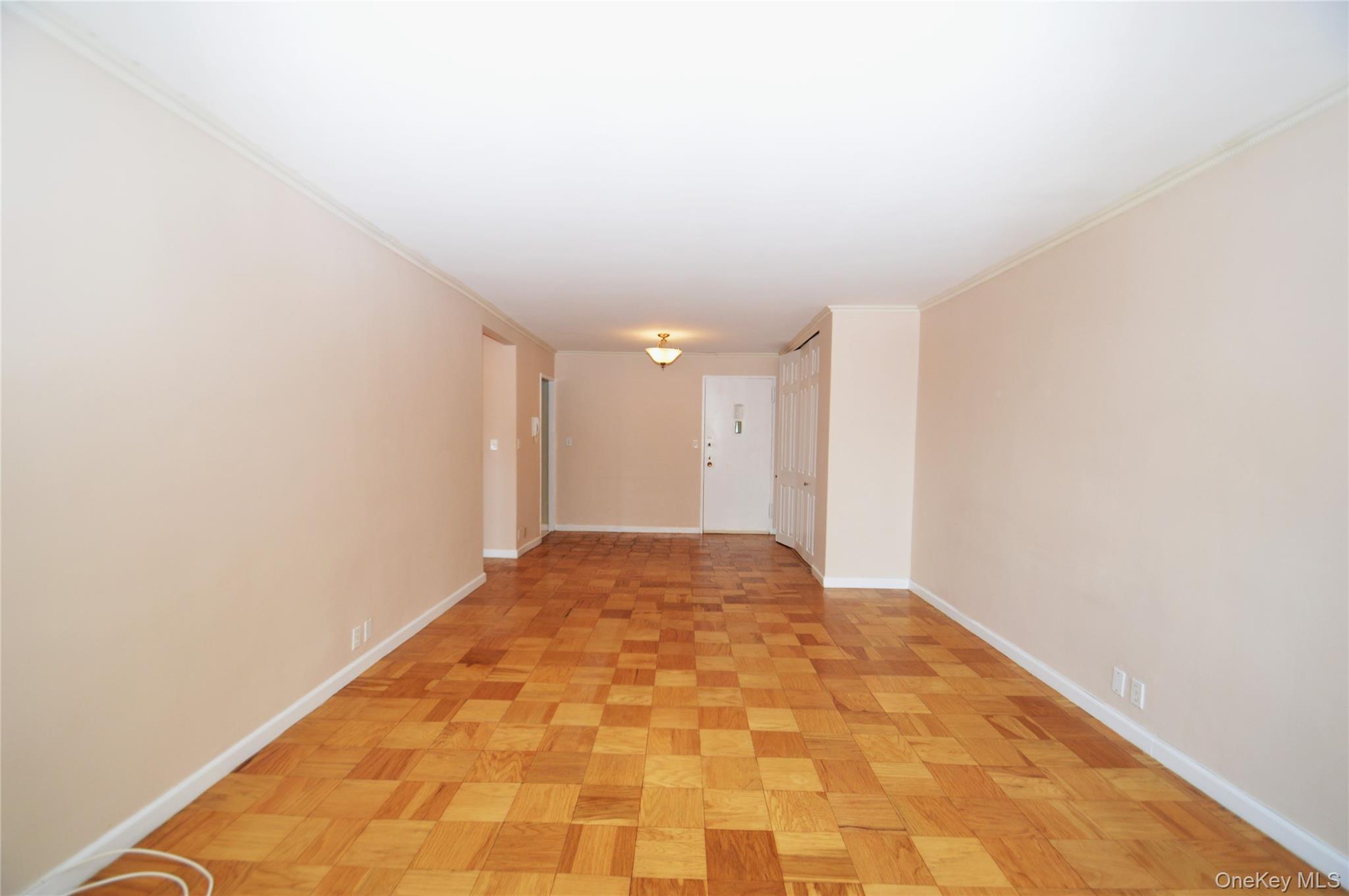 70-25 Yellowstone Boulevard # 10Z, Forest Hills, NY 11375