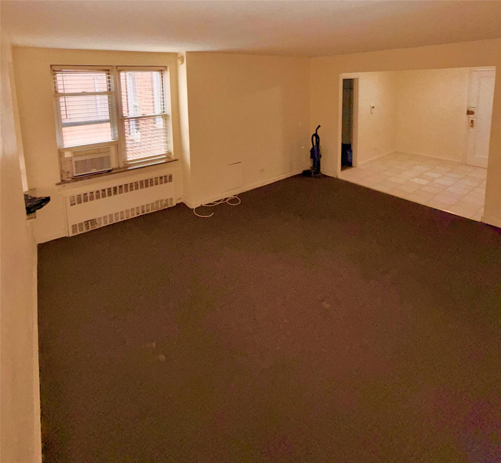 105-24 64 # 4L, Forest Hills, NY 11375