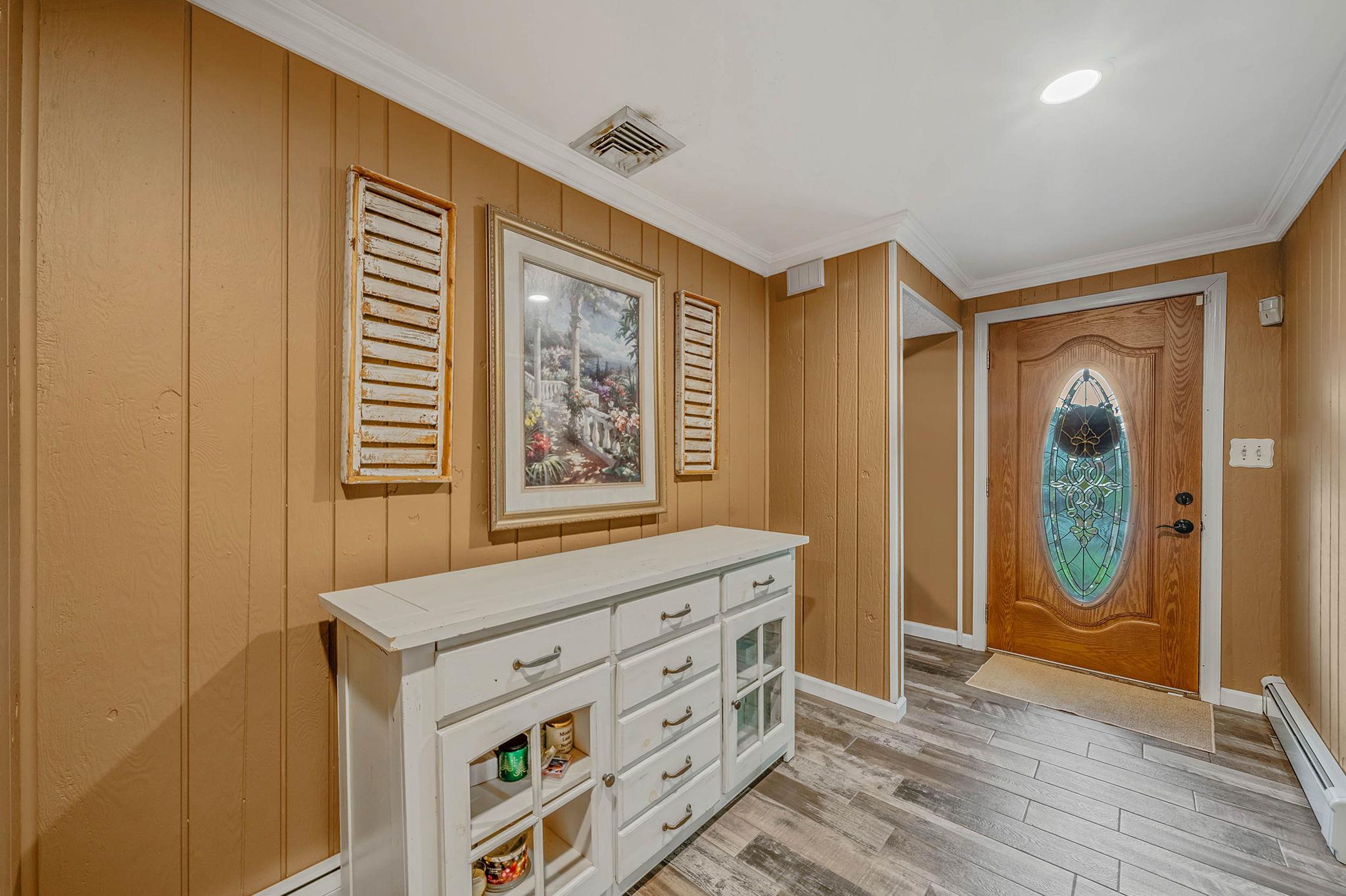 25 Biscayne Drive, Selden, NY 11784