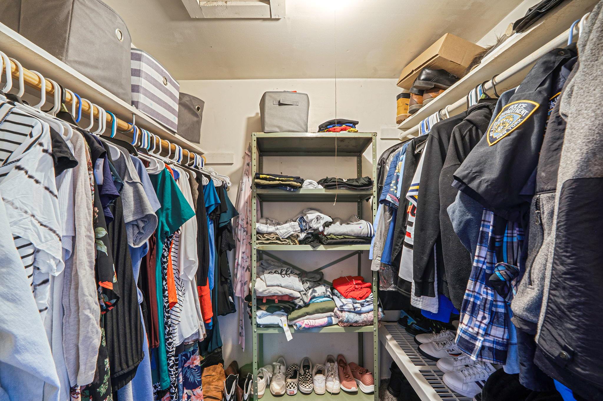 25 Biscayne Drive, Selden, NY 11784