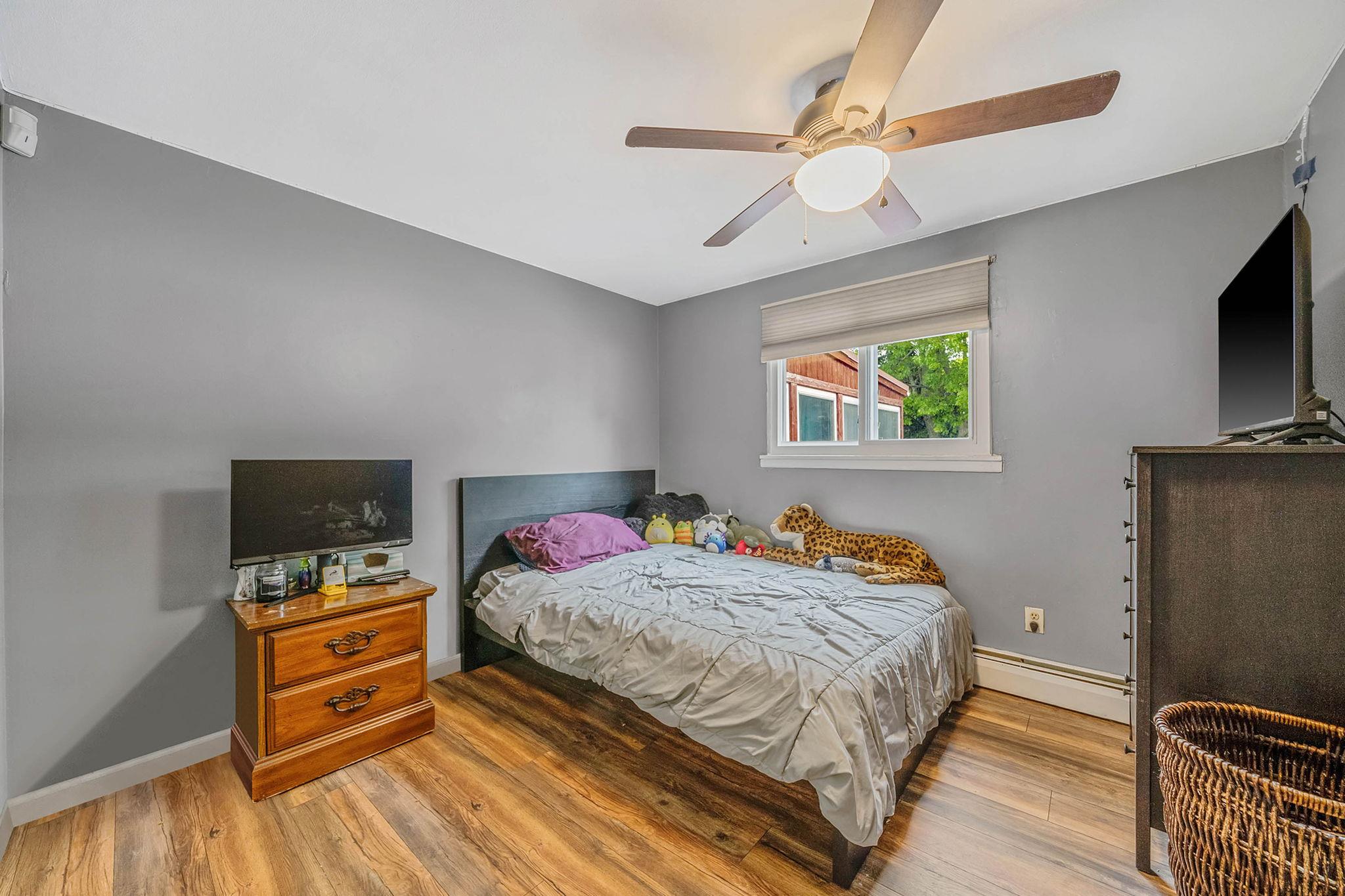 25 Biscayne Drive, Selden, NY 11784