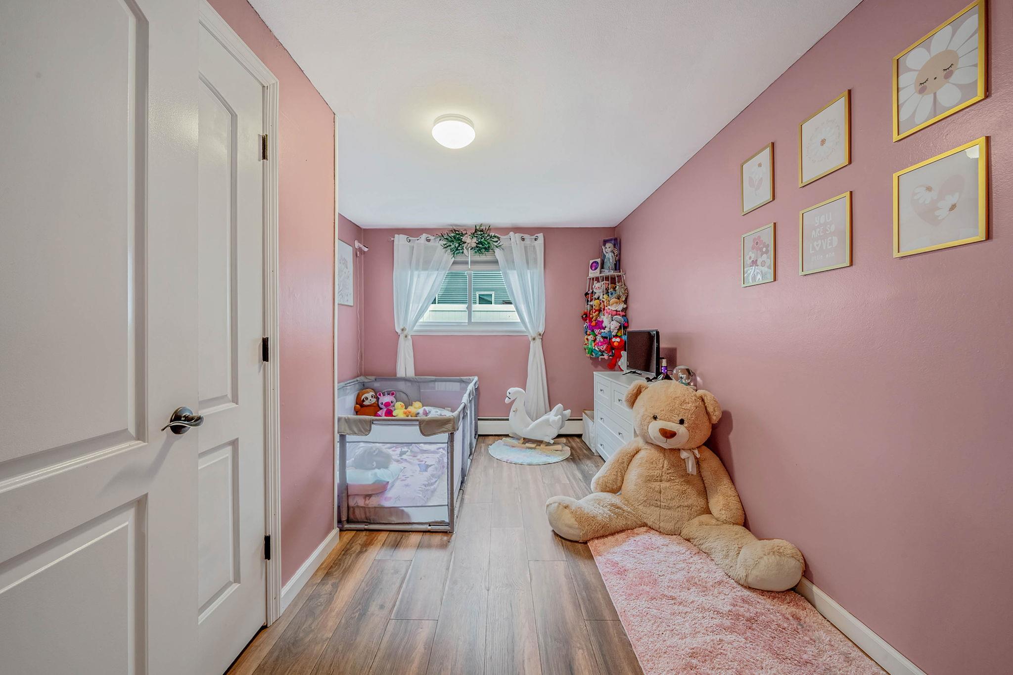 25 Biscayne Drive, Selden, NY 11784