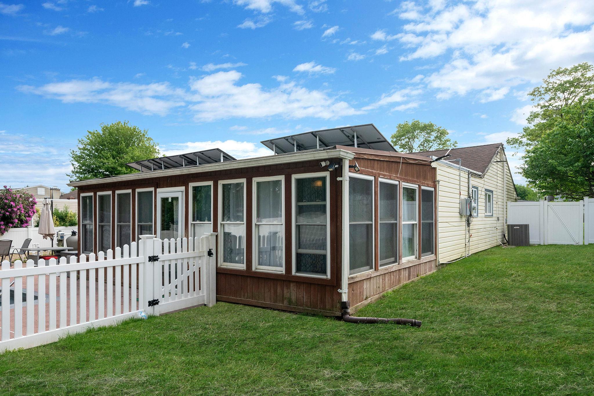 25 Biscayne Drive, Selden, NY 11784