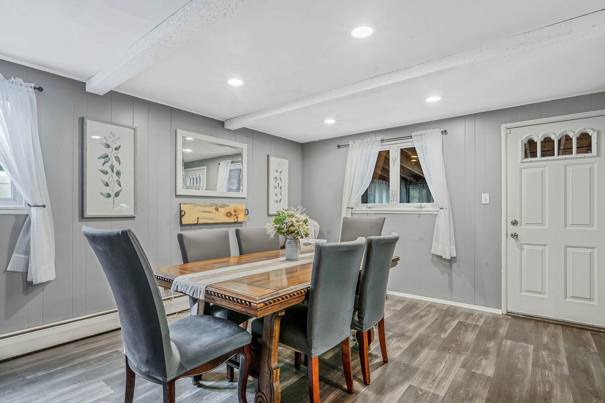 25 Biscayne Drive, Selden, NY 11784