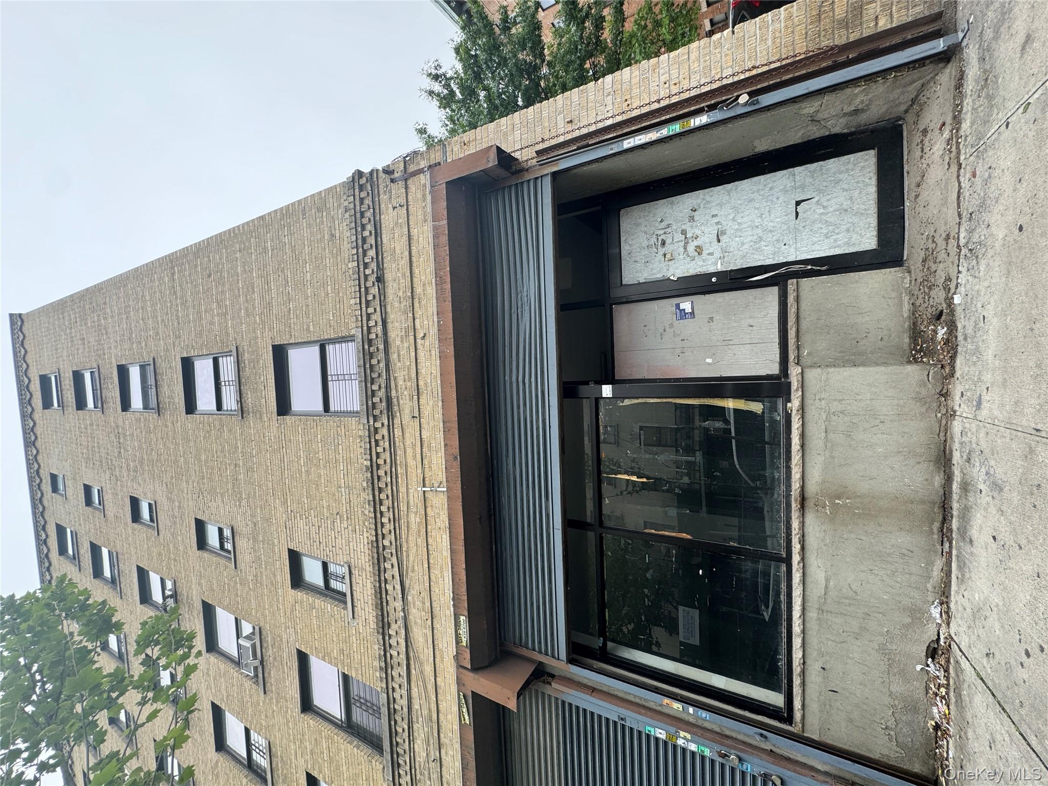 1105 College Avenue # Store 3 -4, Bronx, NY 10456