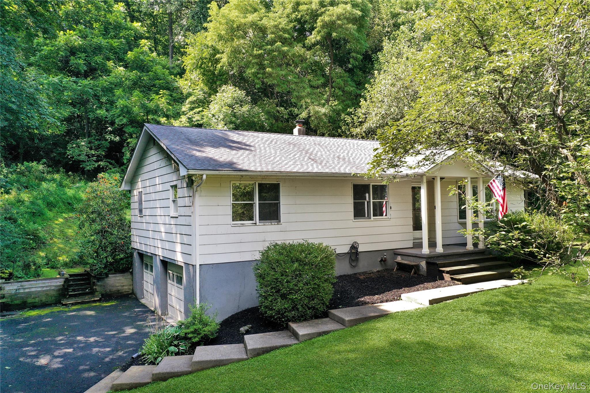 18 Stage Road, Pine Island, NY 10969