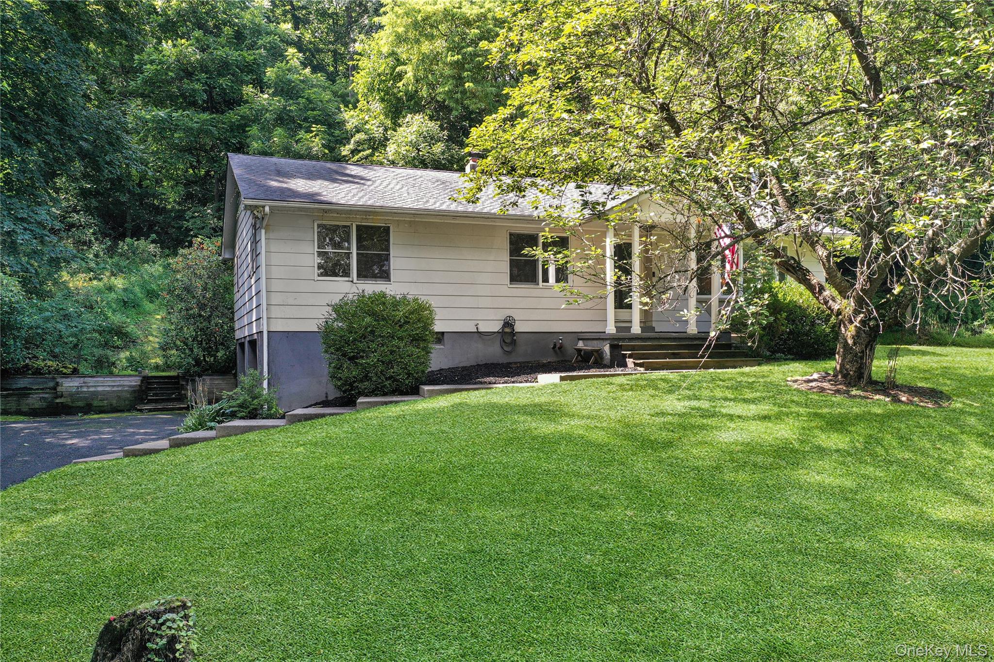 18 Stage Road, Pine Island, NY 10969