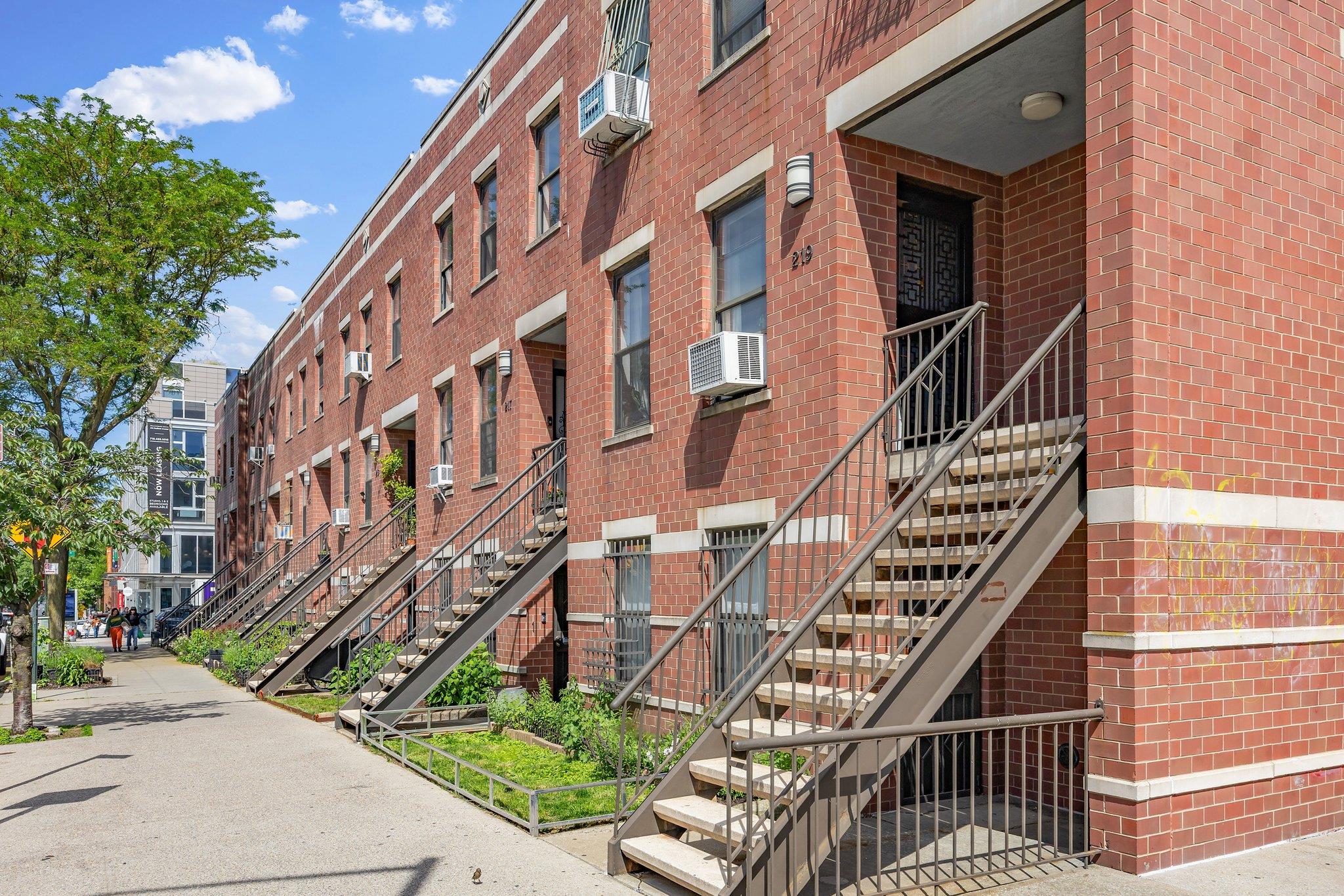 219 Berry Street # 2, Brooklyn, NY 11249