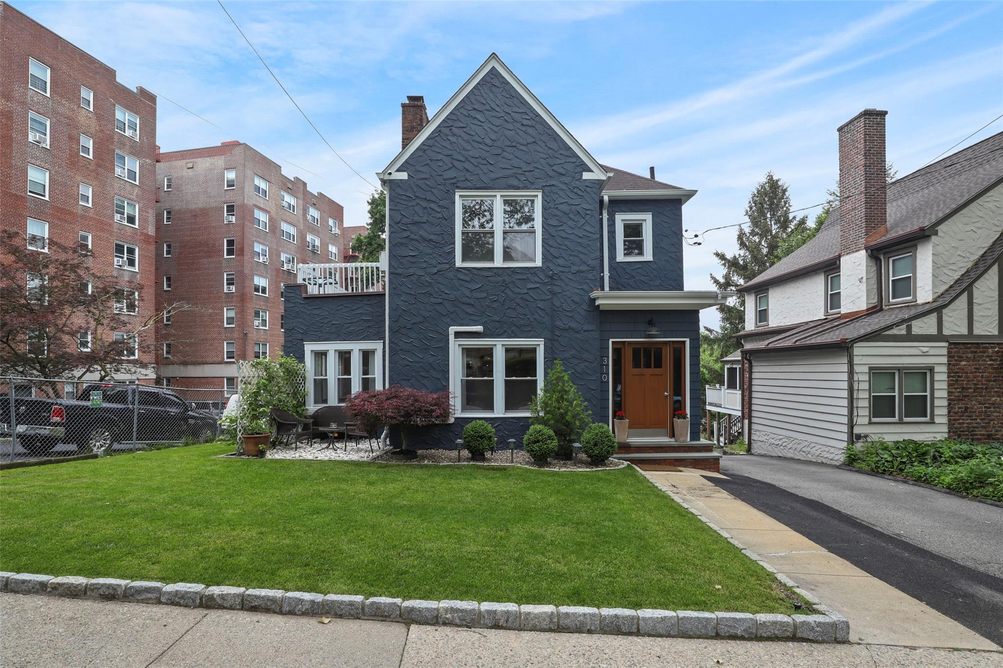 310 Collins Avenue, Mount Vernon, NY 10552