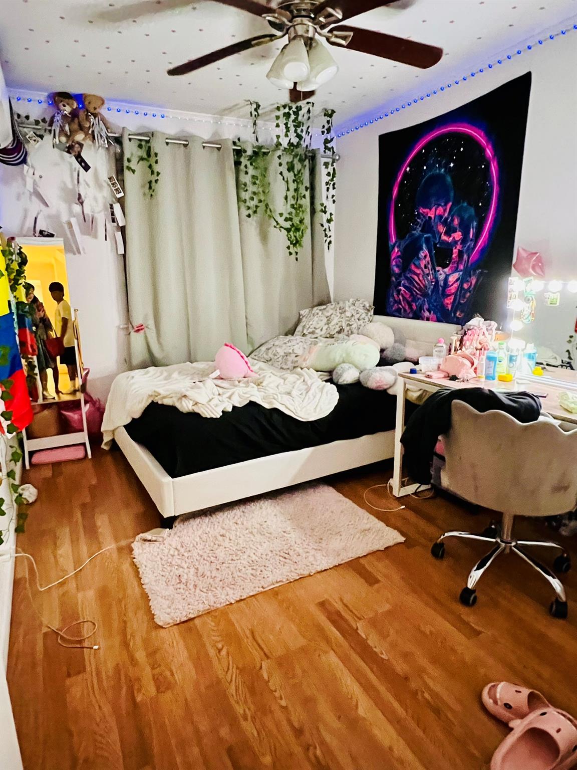 5-41 117 Street, College Point, NY 11356