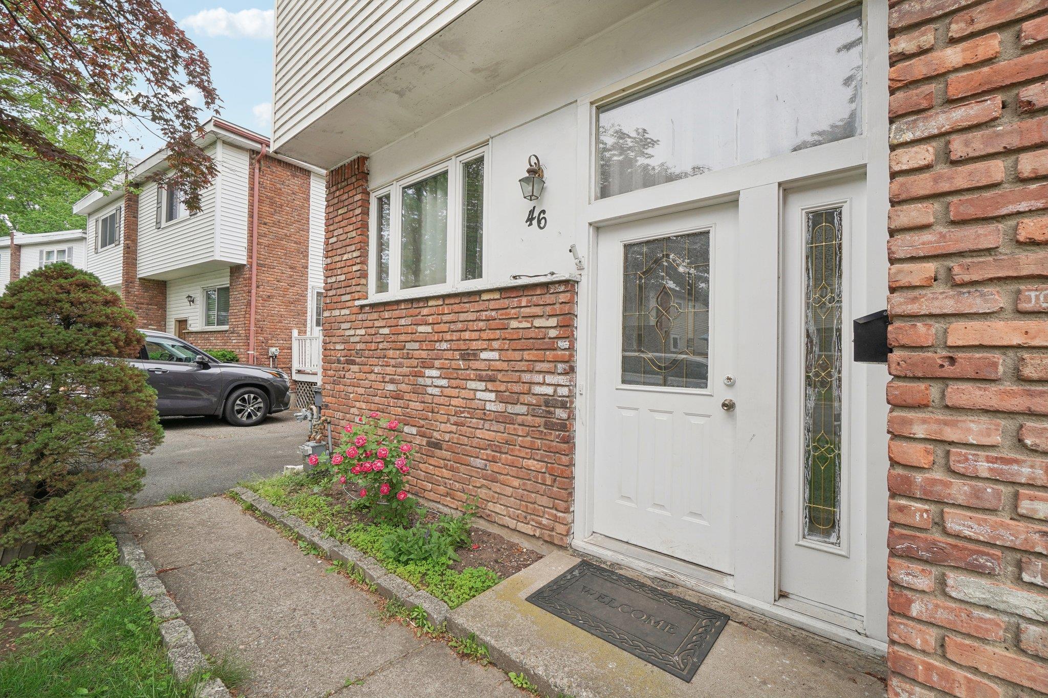 46 Lonergan Drive, Suffern, NY 10901