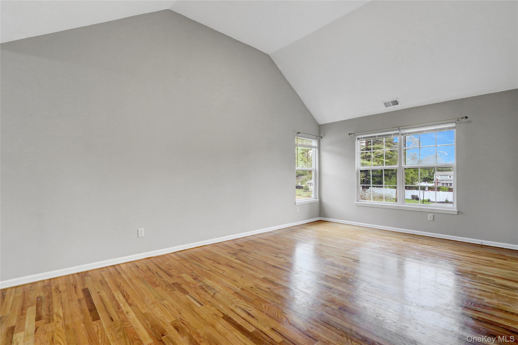 27 Inwood Avenue, Selden, NY 11784