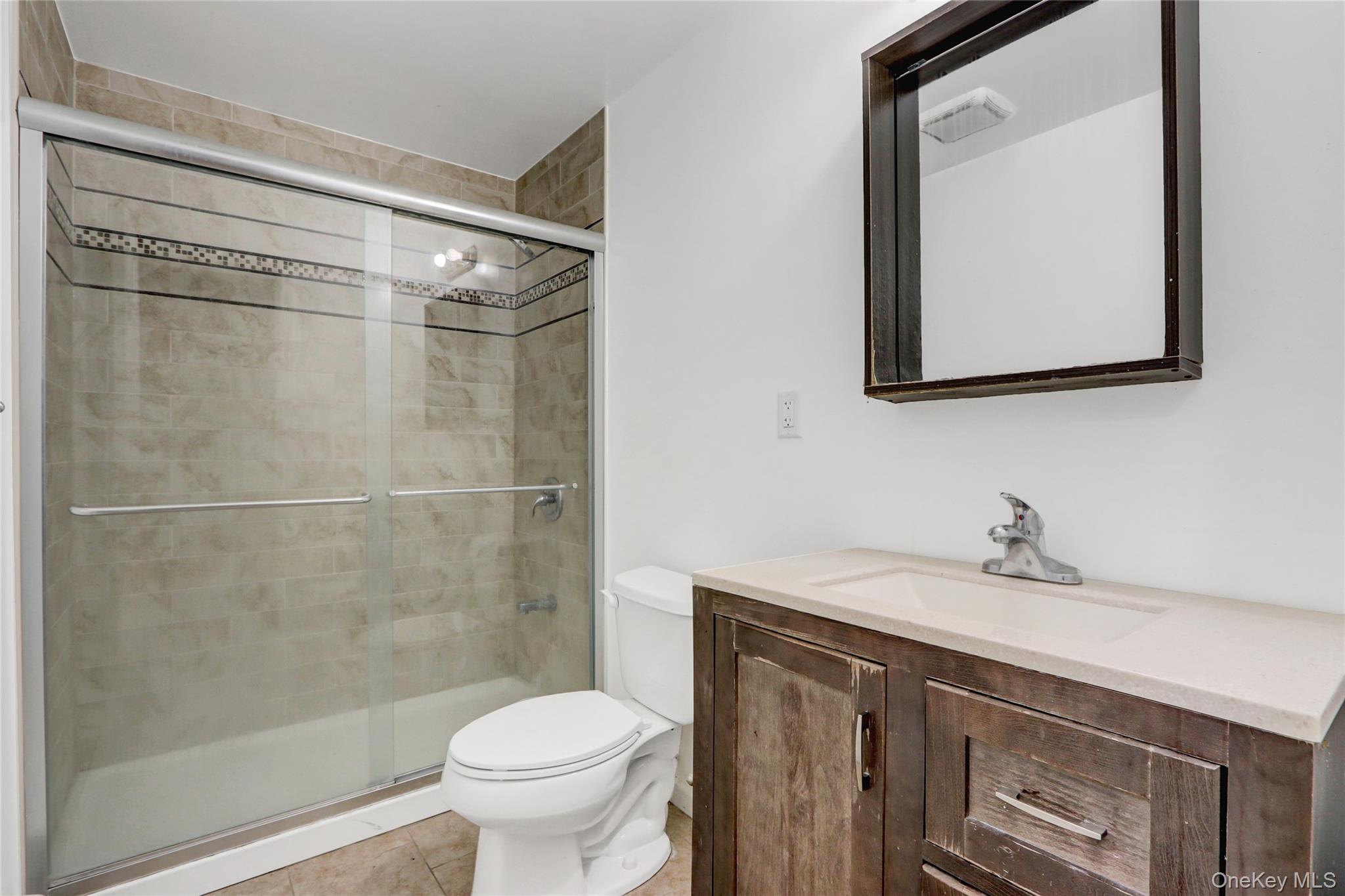 27 Inwood Avenue, Selden, NY 11784