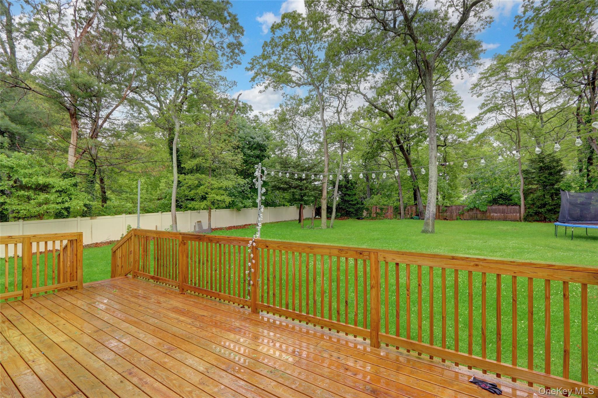 27 Inwood Avenue, Selden, NY 11784