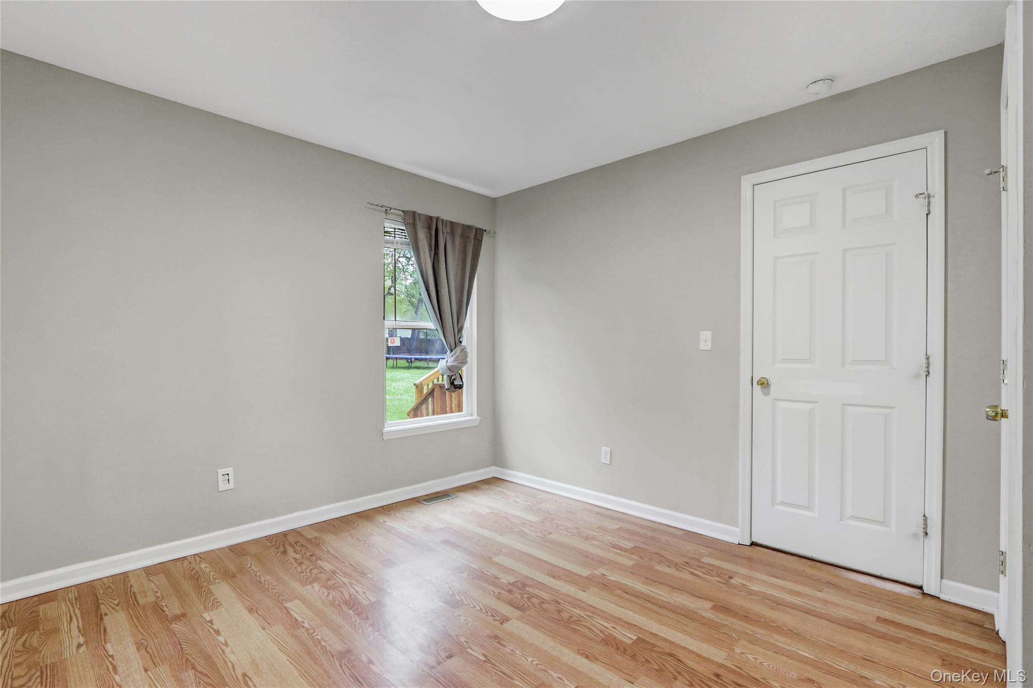 27 Inwood Avenue, Selden, NY 11784