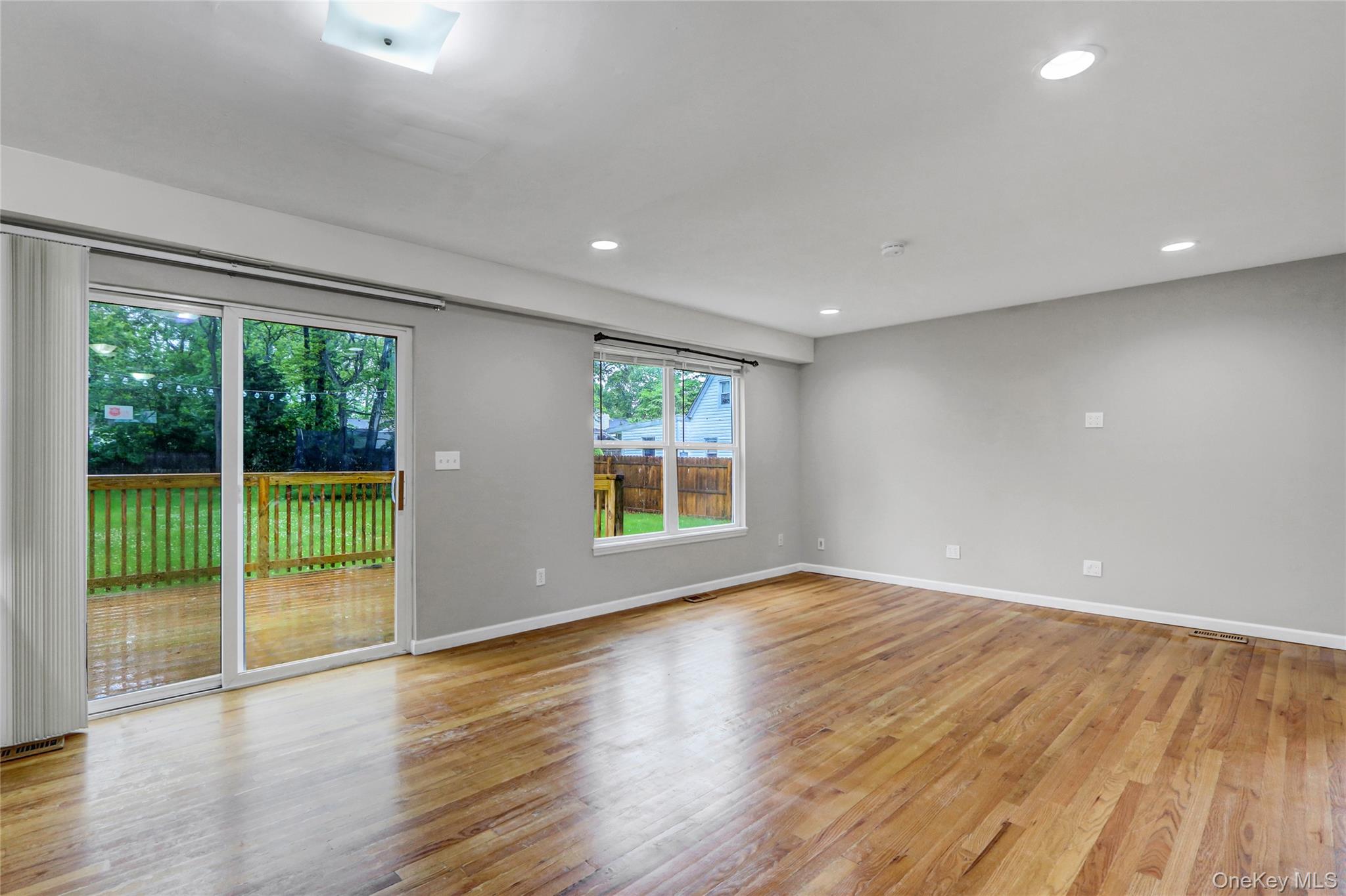 27 Inwood Avenue, Selden, NY 11784