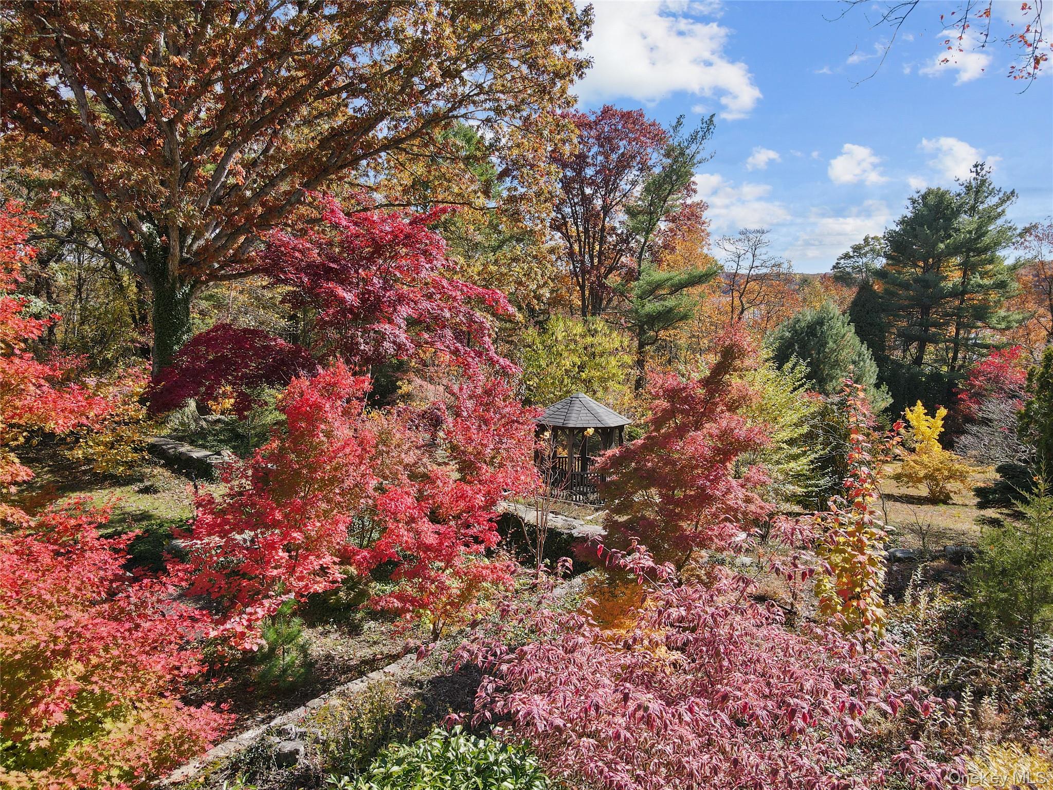 380 Cross River Road, Katonah, NY 10536