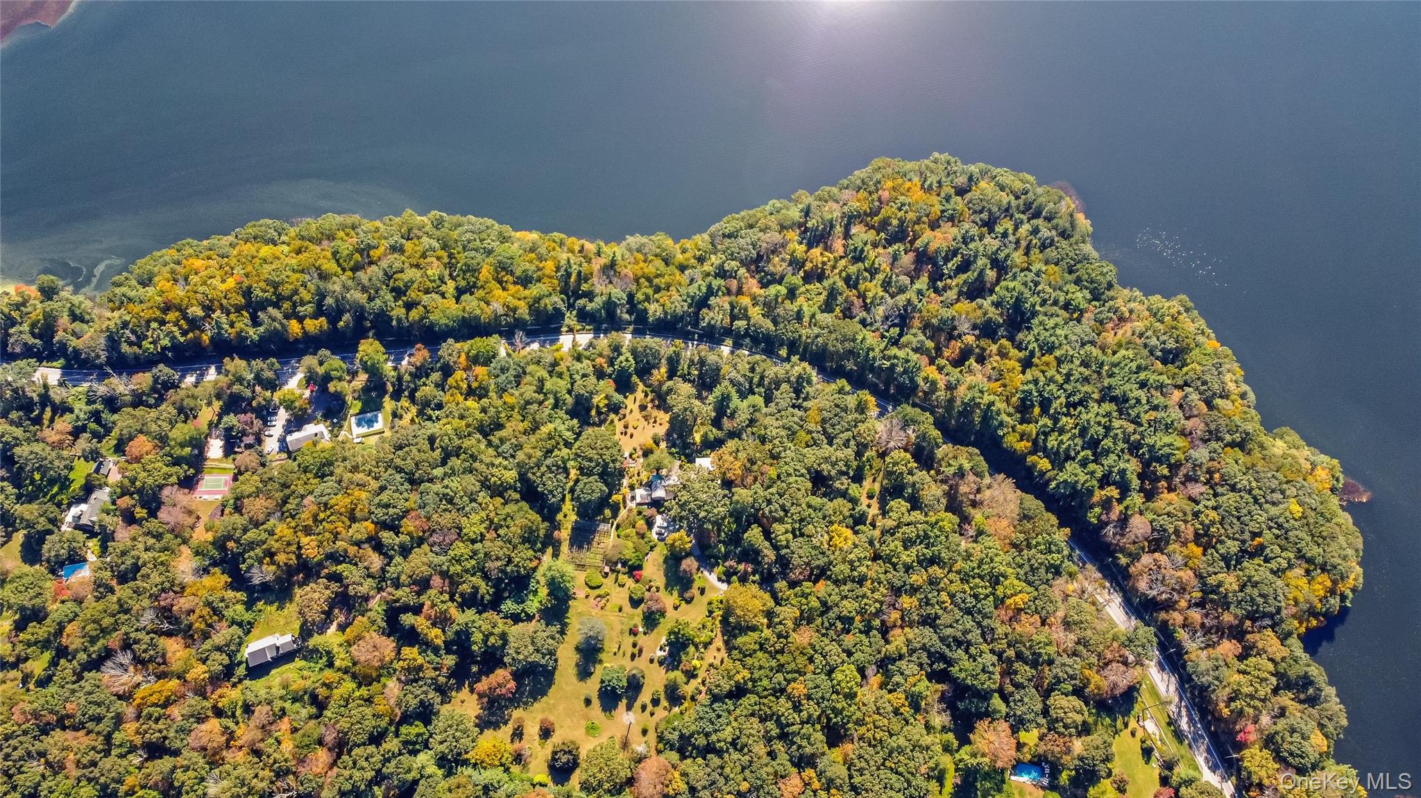 380 Cross River Road, Katonah, NY 10536