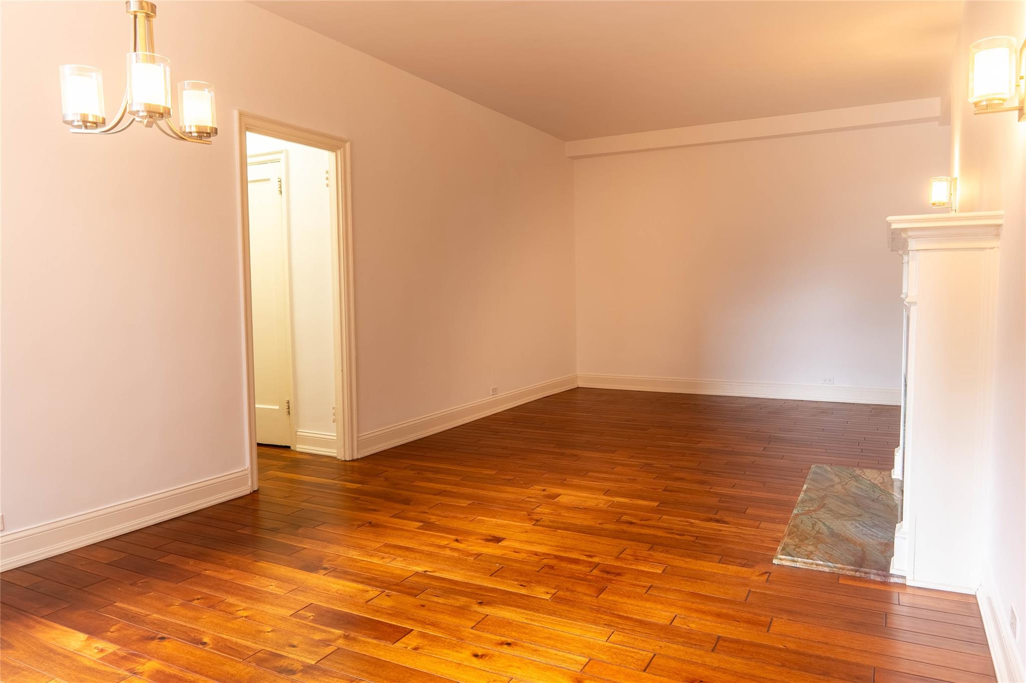 8 Barstow Road # 4F, Great Neck, NY 11021