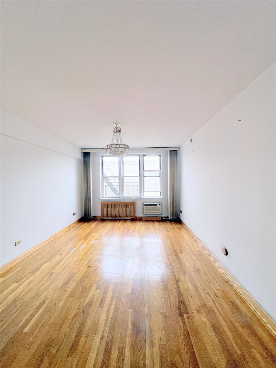 94-11 59th Avenue # F24, Elmhurst, NY 11373