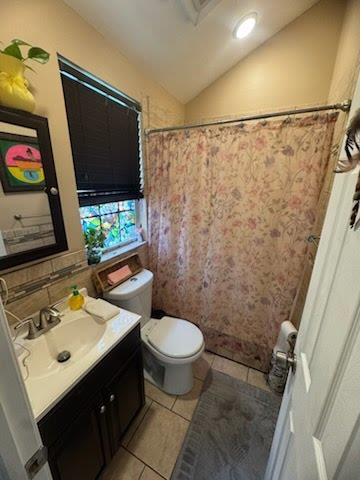 84 Oxhead Road, Centereach, NY 11720