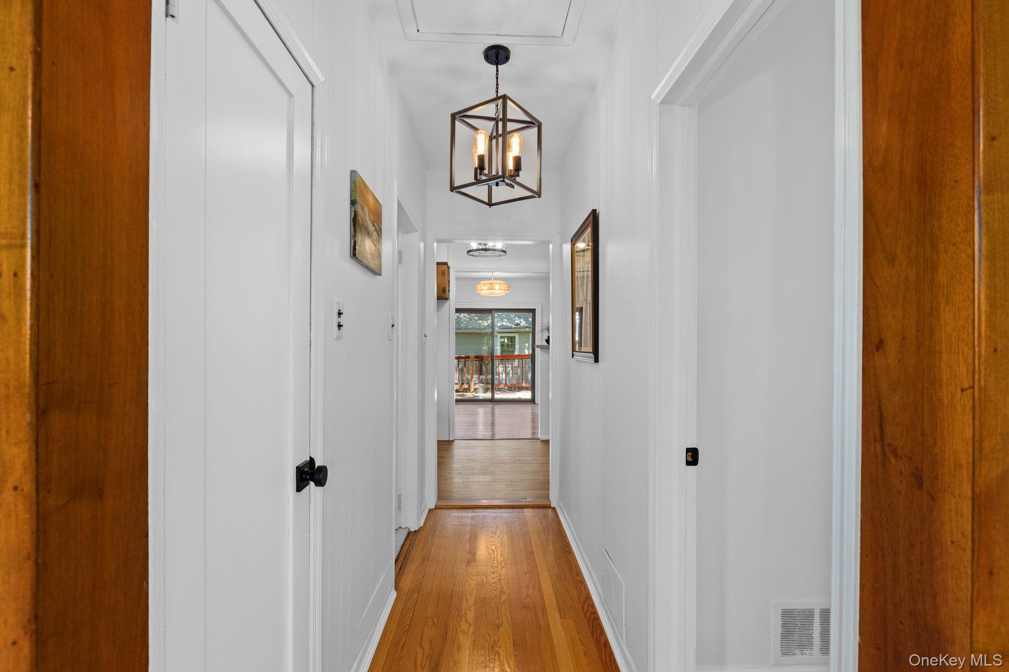 25 Bay Street, Bronx, NY 10464