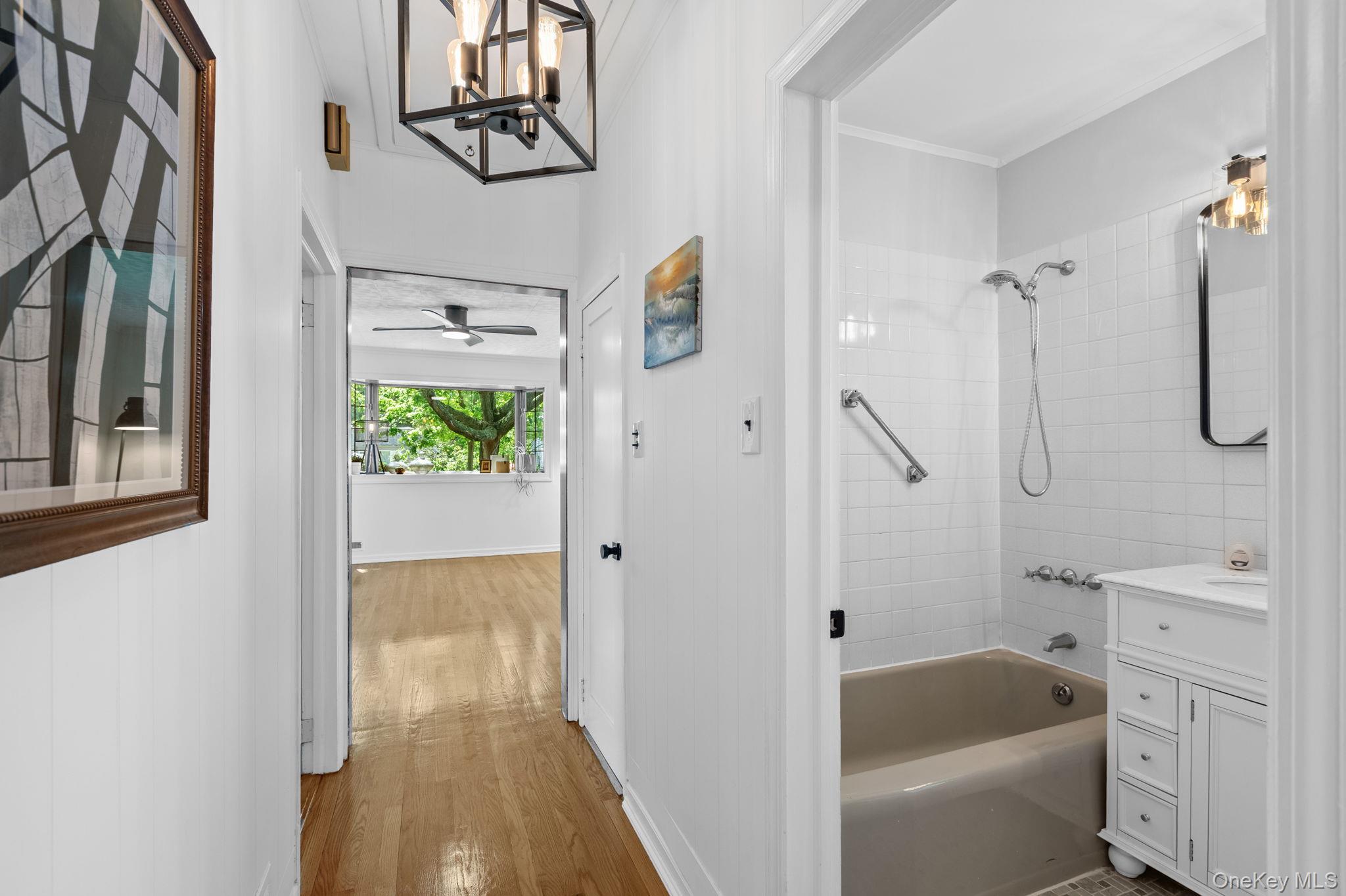 25 Bay Street, Bronx, NY 10464