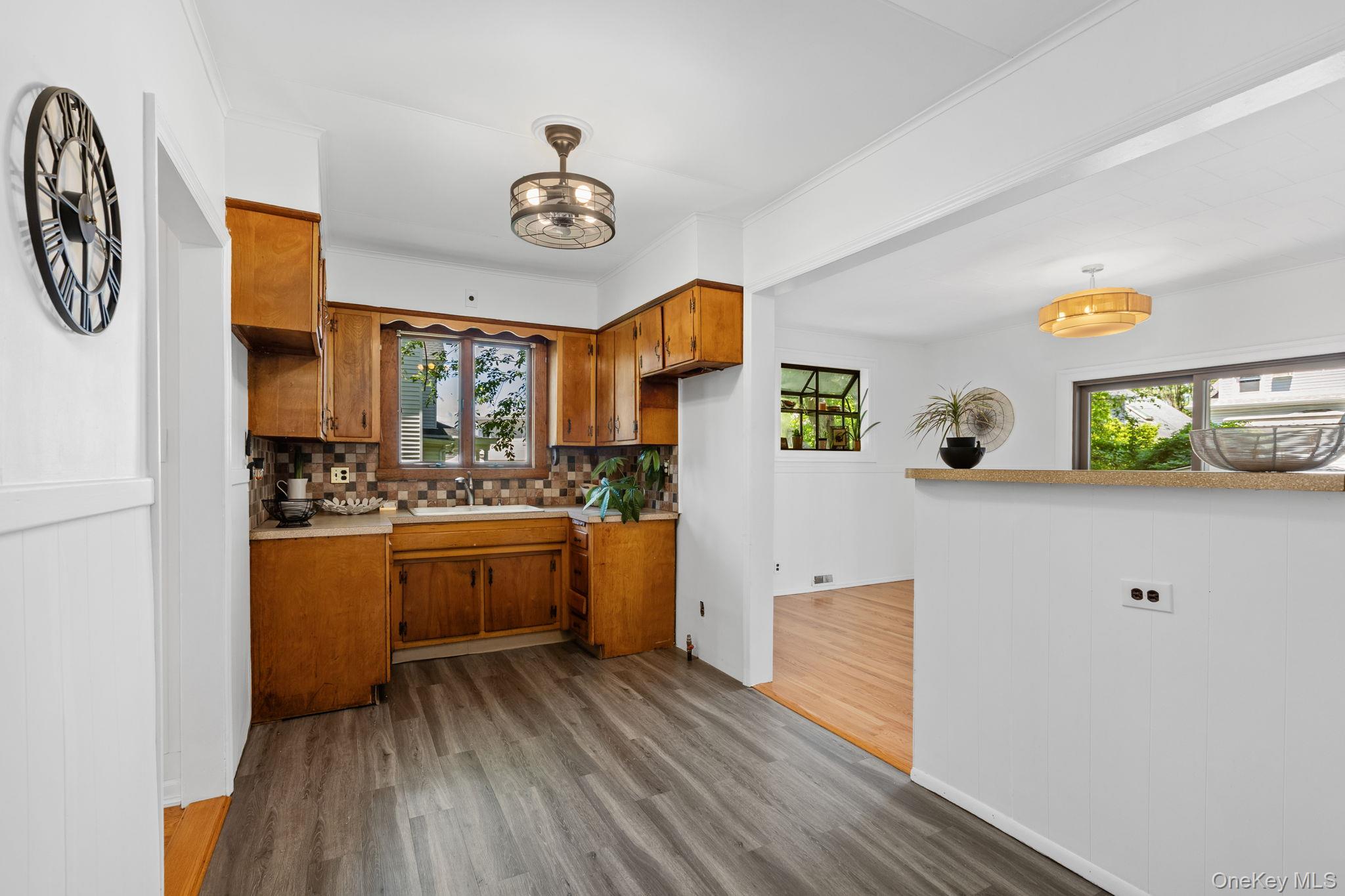 25 Bay Street, Bronx, NY 10464