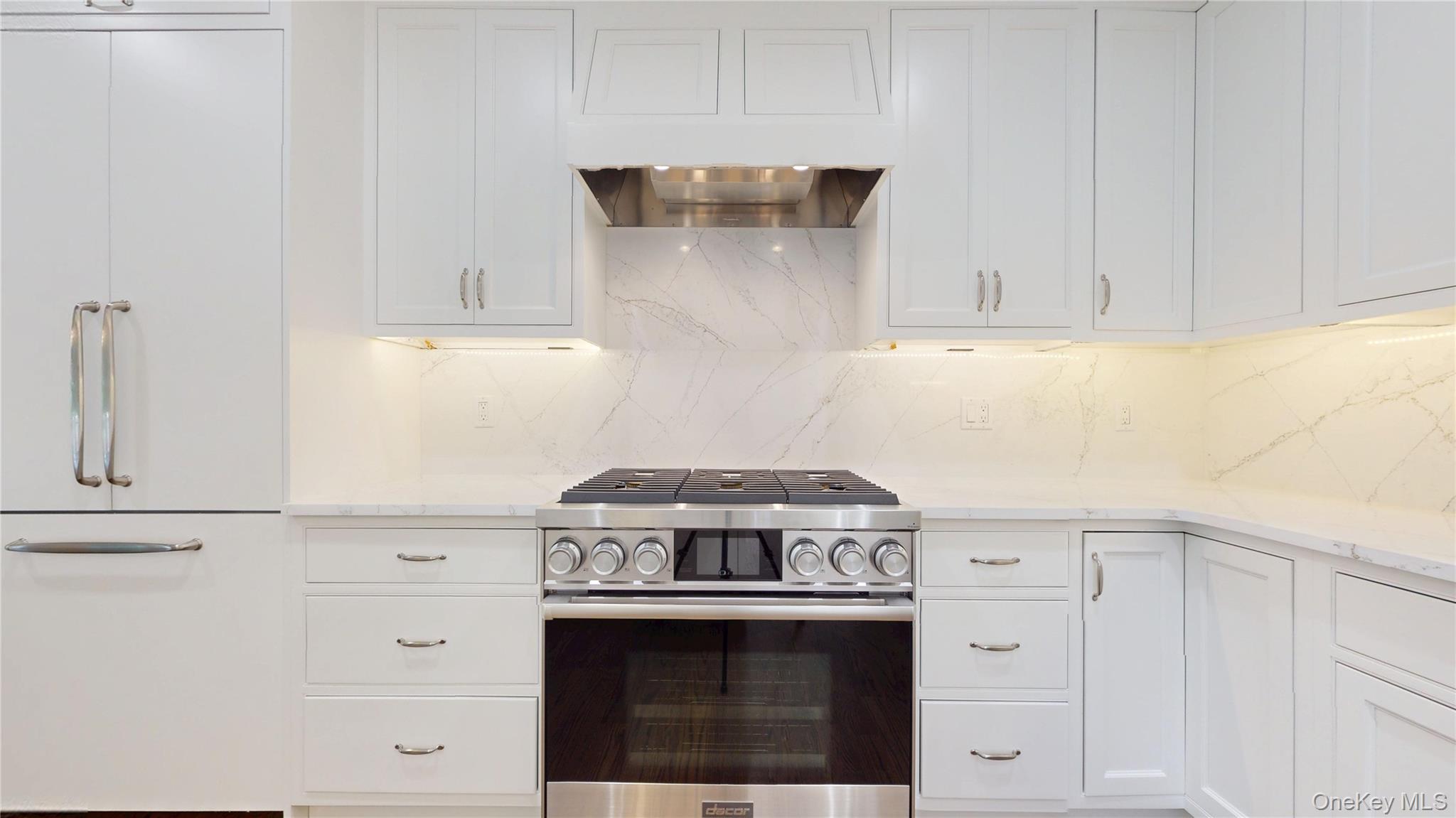 636 Hands Creek Road, East Hampton, NY 11937