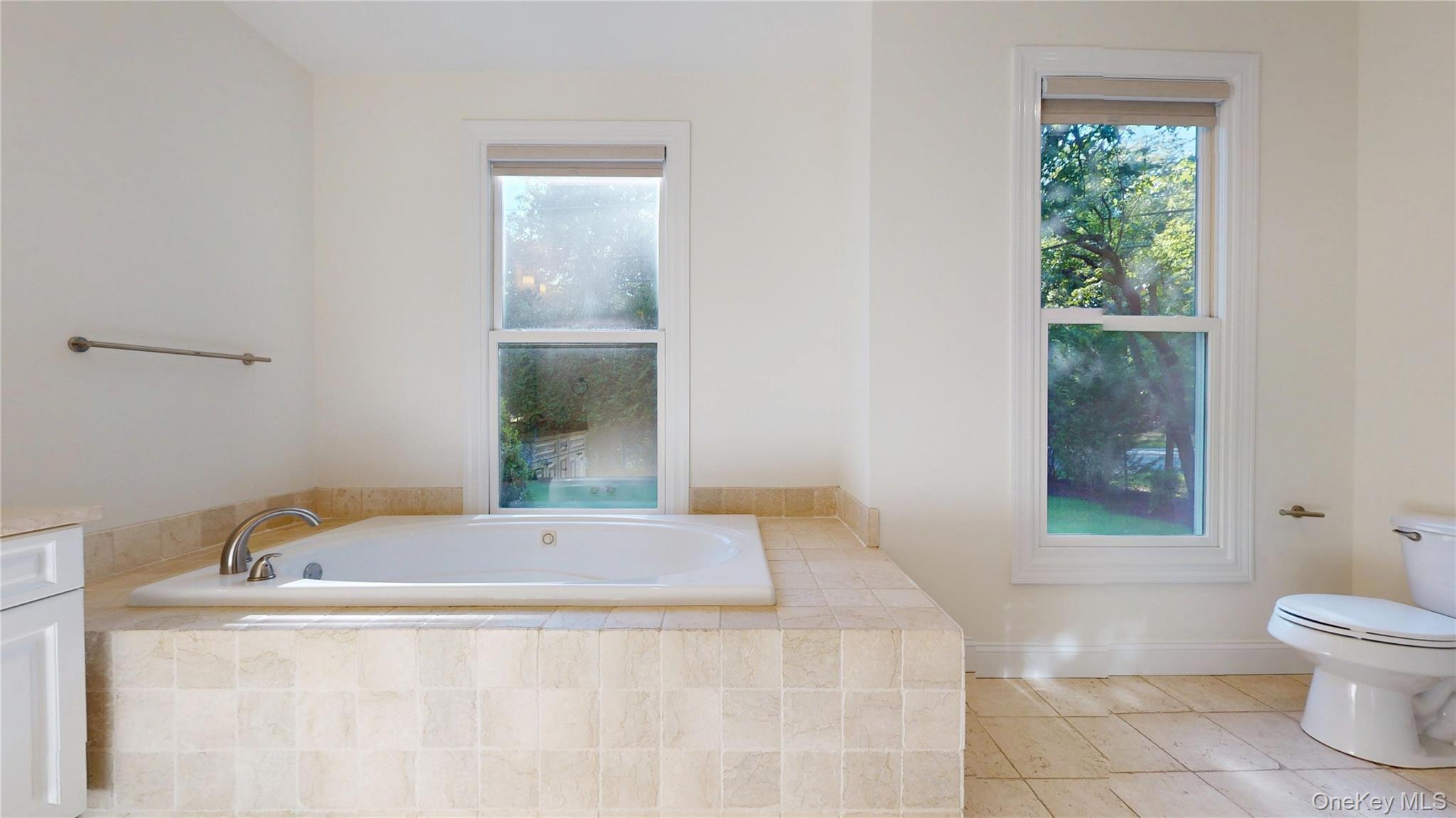 636 Hands Creek Road, East Hampton, NY 11937