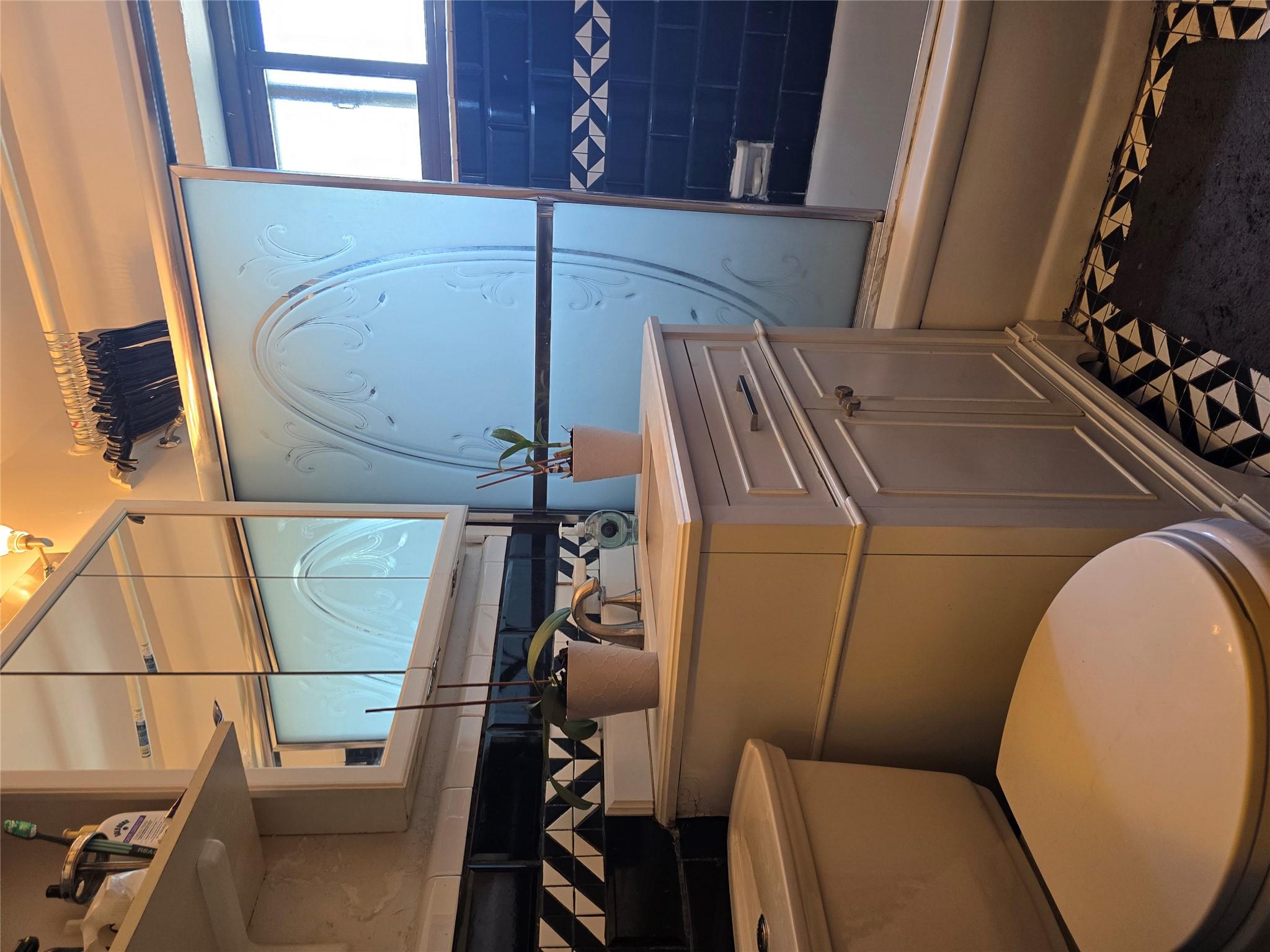 86 -70 Francis Lewis # A55, Holliswood, NY 11427