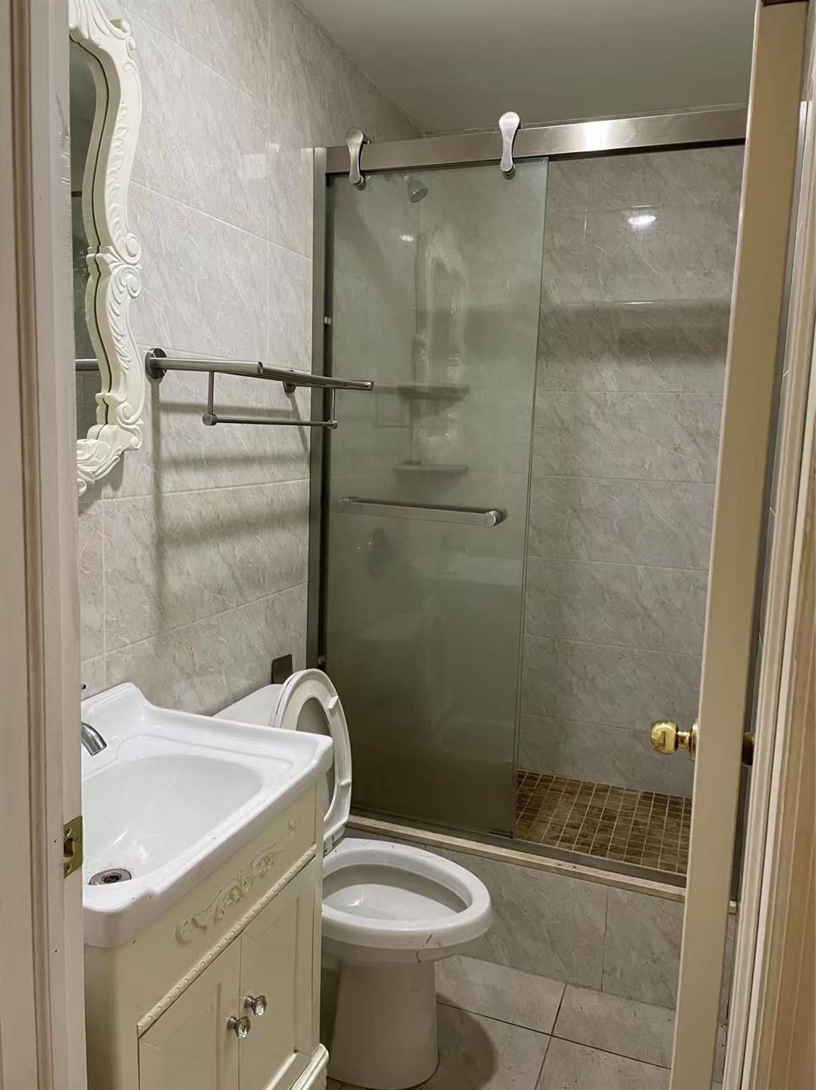 122-14 18 Avenue, College Point, NY 11356