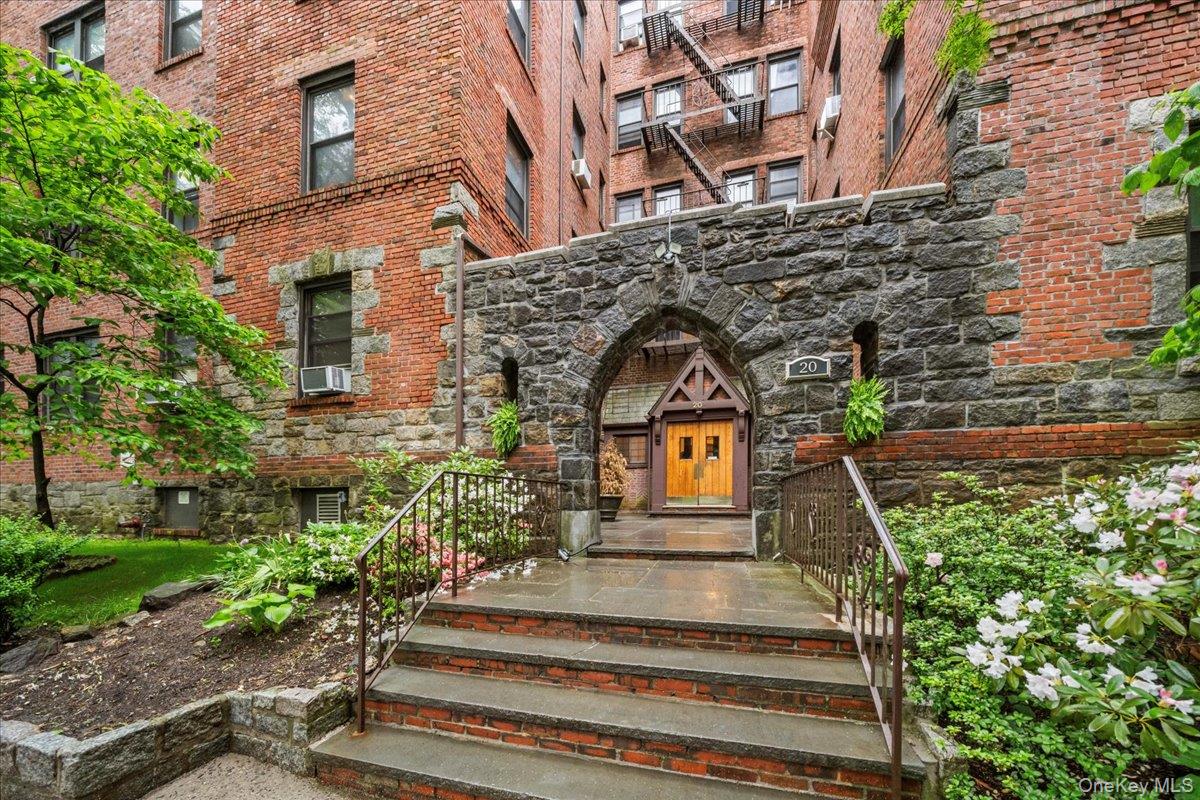 20 William Street # 3D, Mount Vernon, NY 10552