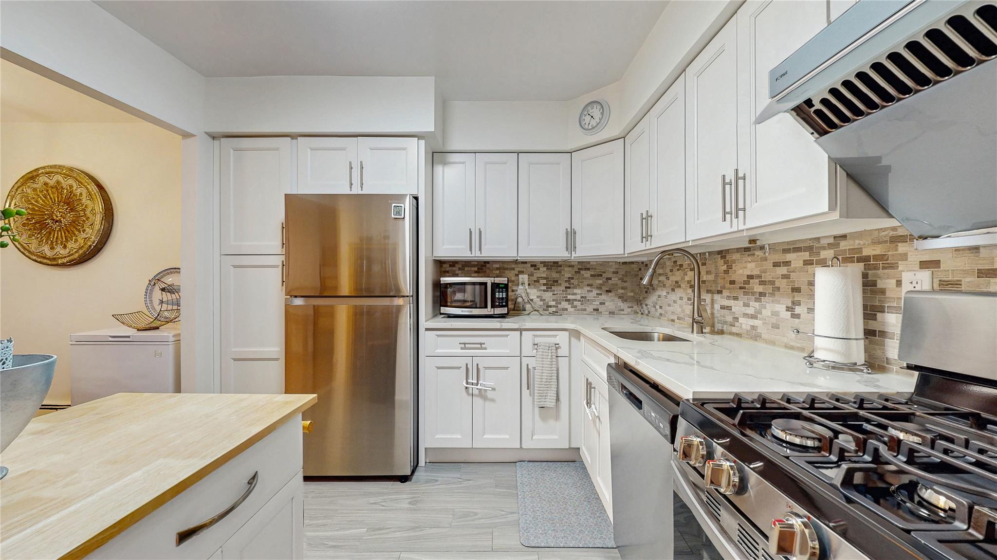 37-40 61st Street, Woodside, NY 11377