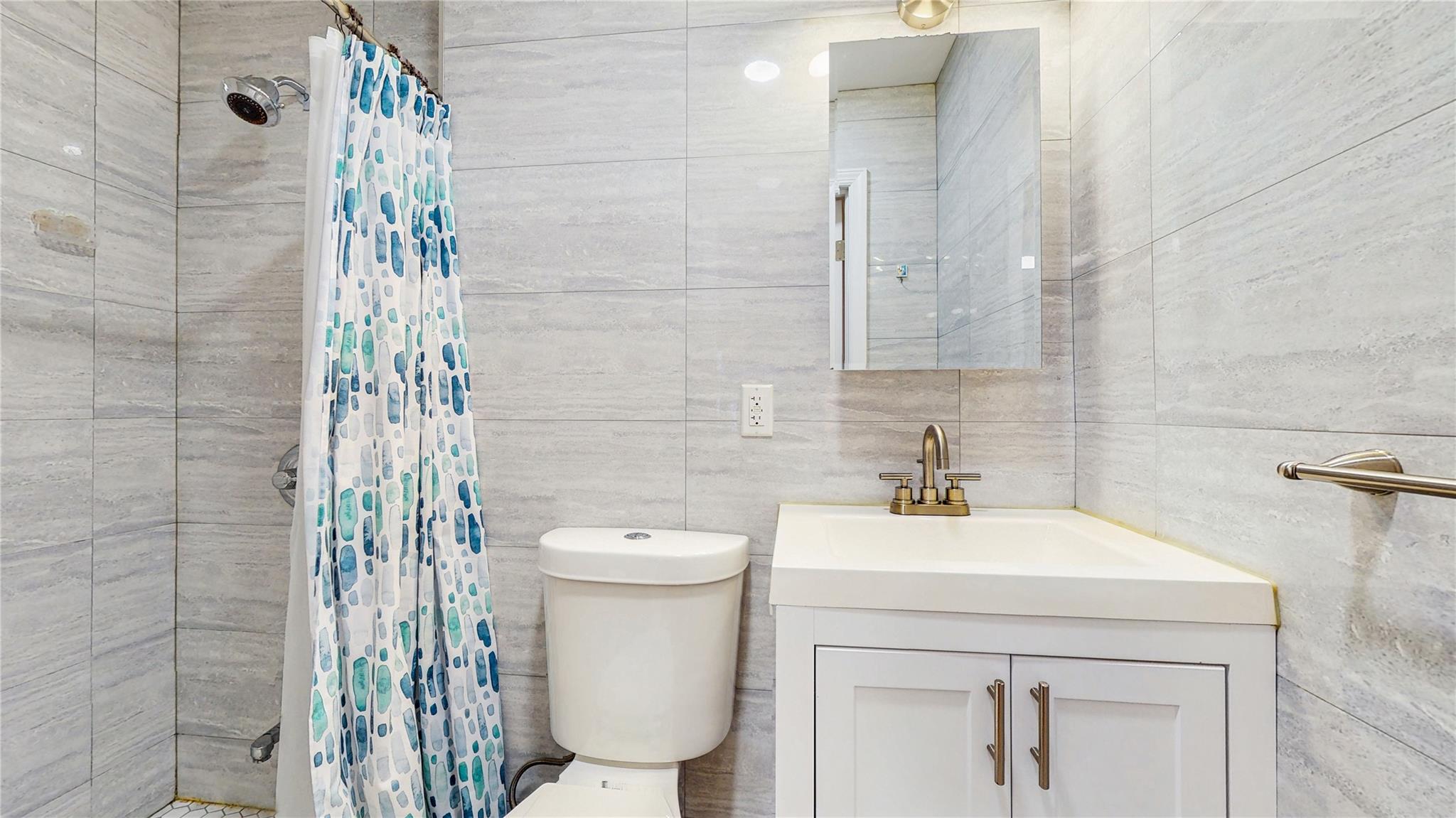 37-40 61st Street, Woodside, NY 11377