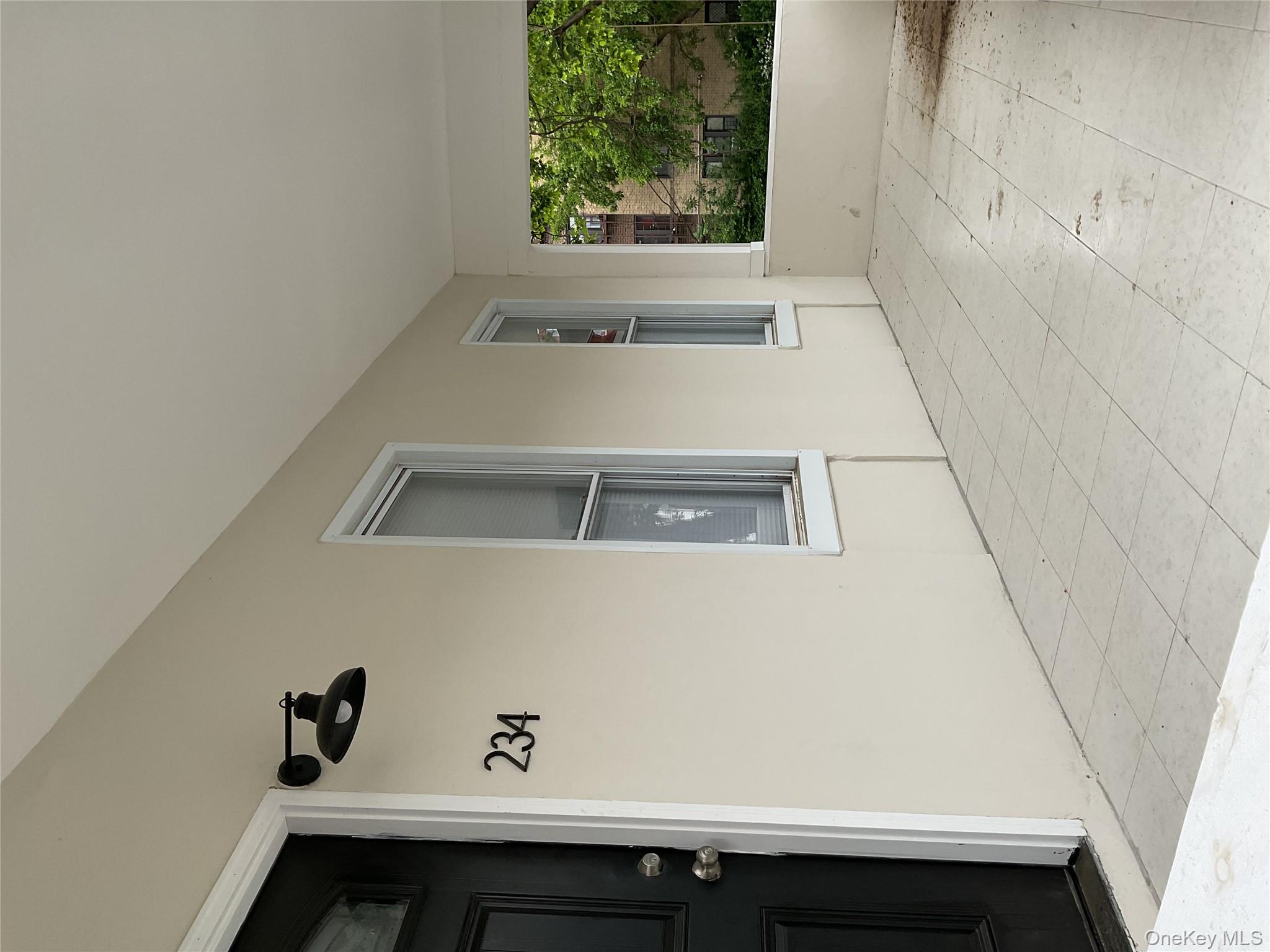 234 S 3rd Avenue, Mount Vernon, NY 10550