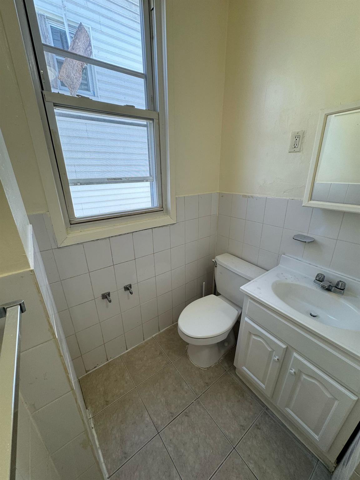 203 N 9th Avenue # 5, Mount Vernon, NY 10550