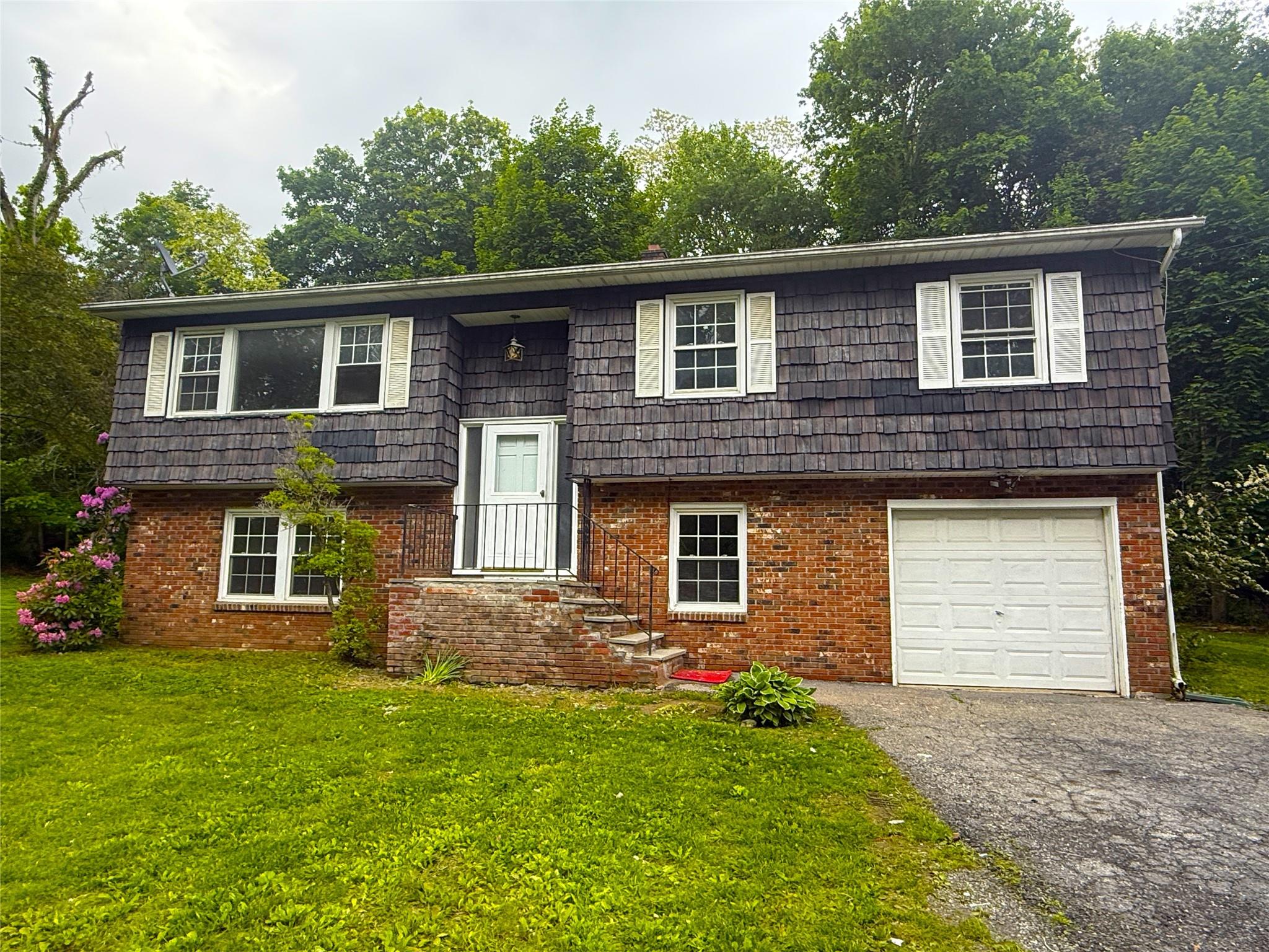 336 Baldwin Place Road, Mahopac, NY 10541