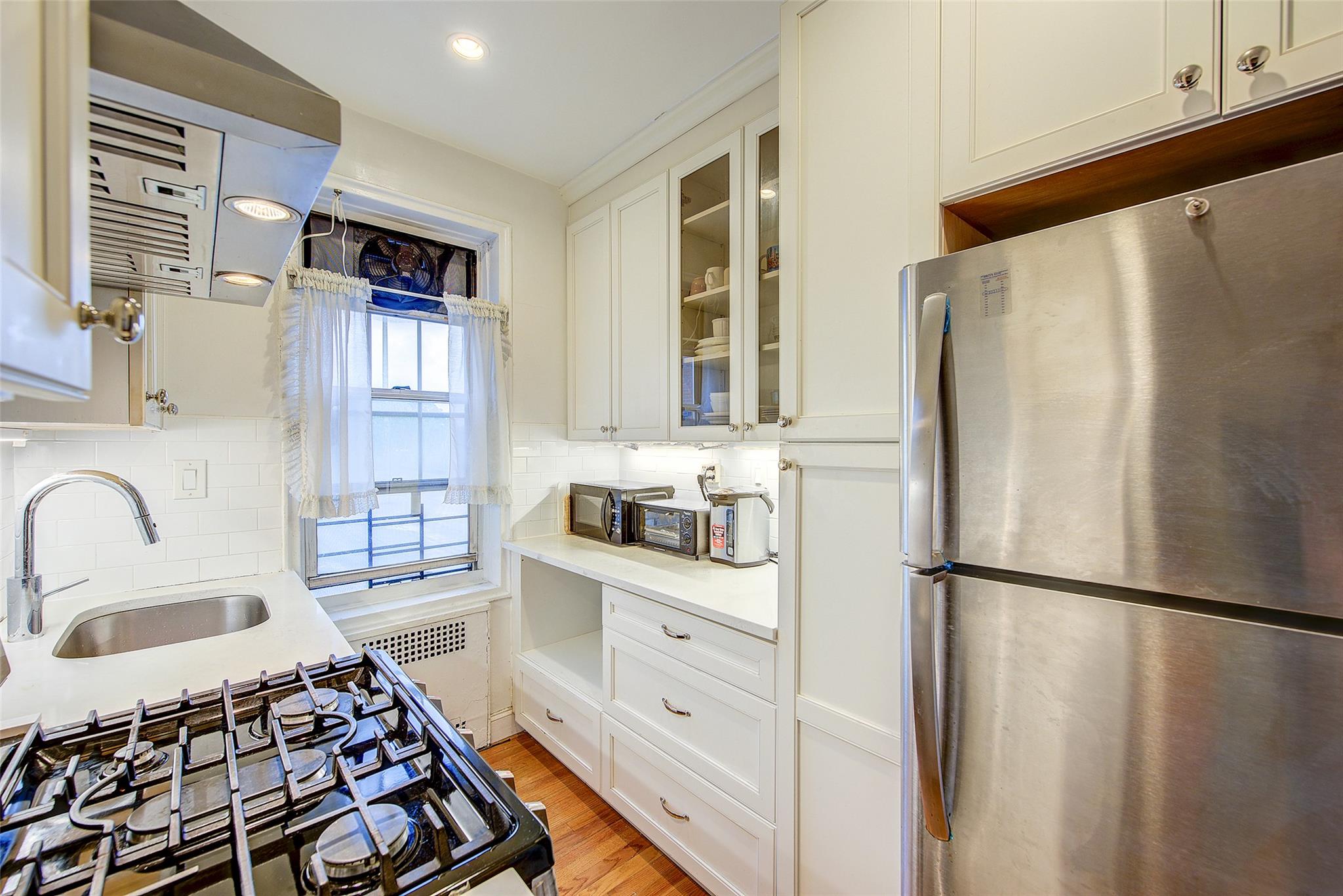 112-50 78th Avenue # 1A, Forest Hills, NY 11375