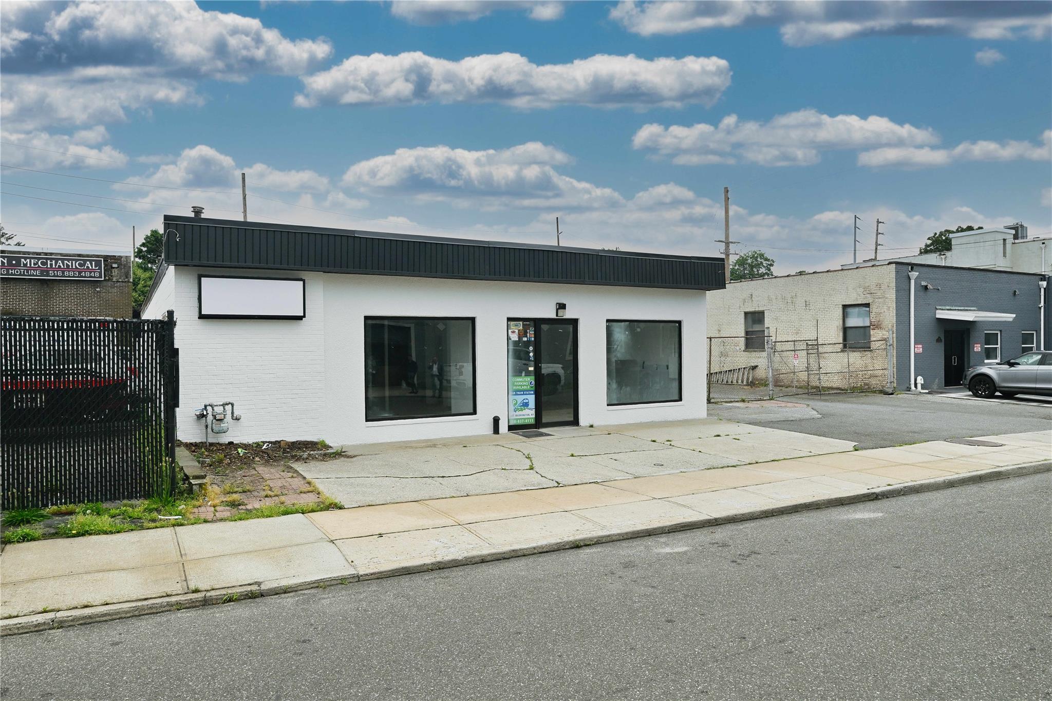 88 S Bayles Avenue, Port Washington, NY 11050