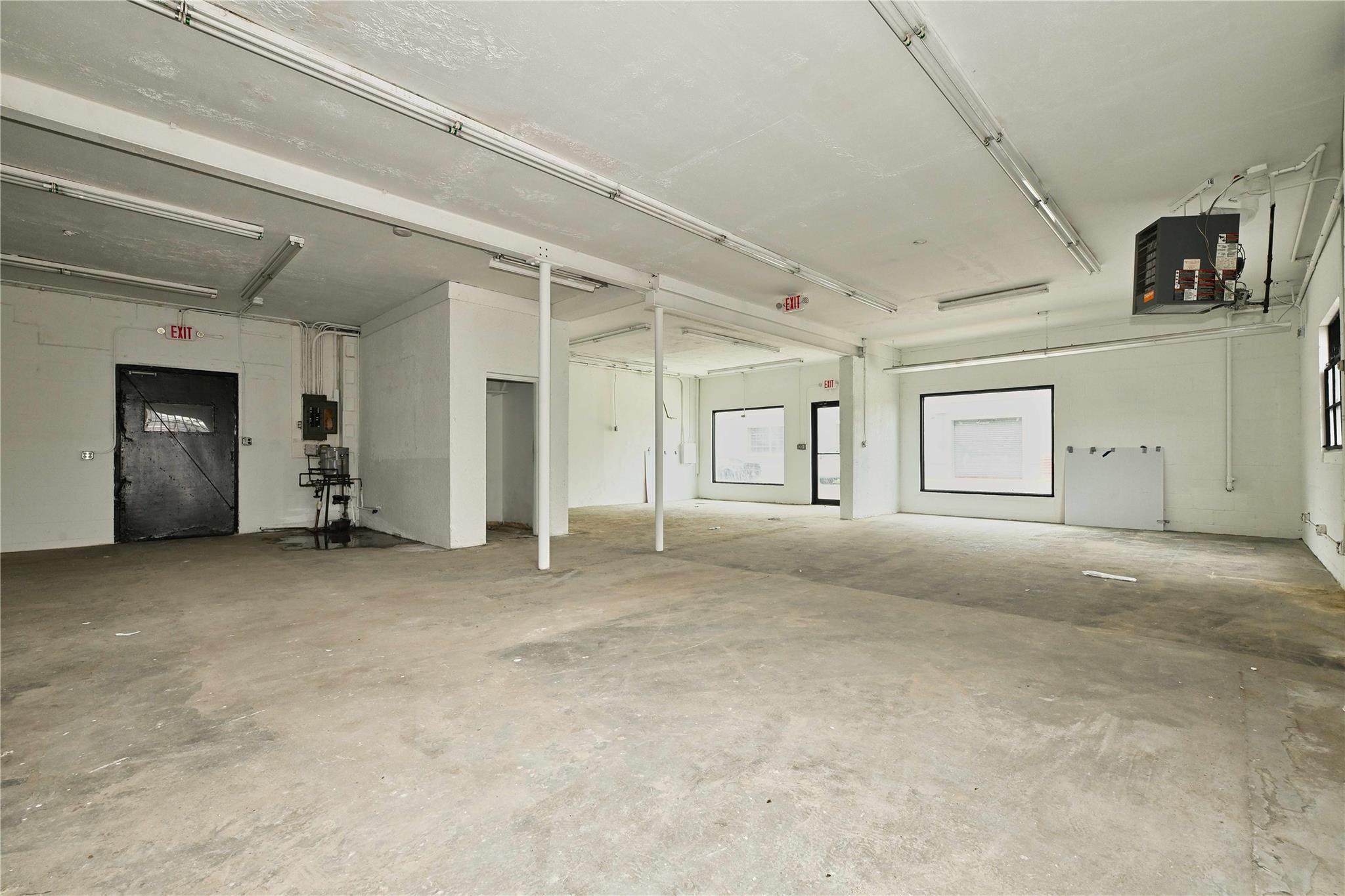 88 S Bayles Avenue, Port Washington, NY 11050