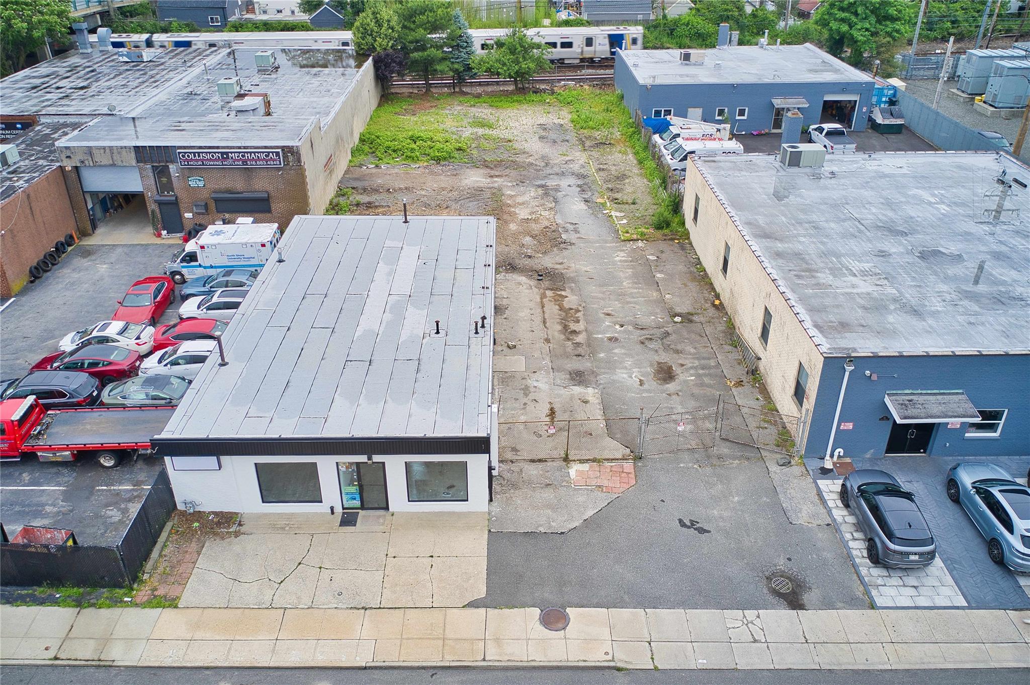 88 S Bayles Avenue, Port Washington, NY 11050