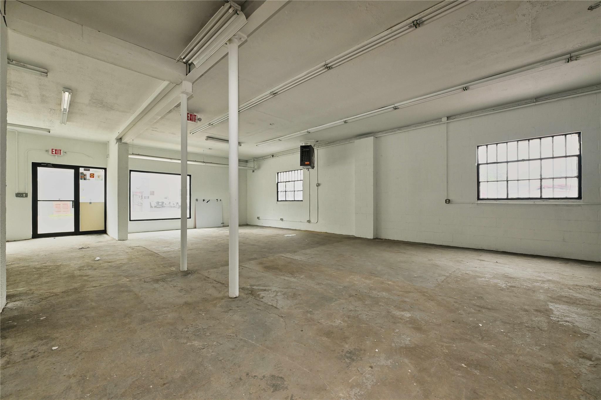 88 S Bayles Avenue, Port Washington, NY 11050